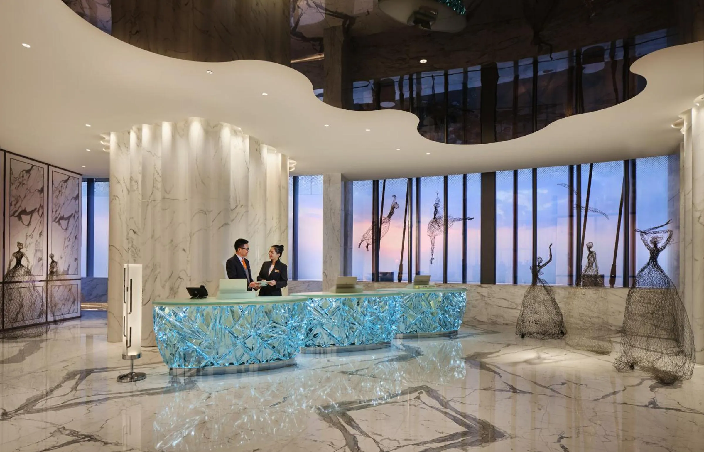 Lobby or reception in J Hotel, Shanghai Tower - Above All Else, Overlooking the Bund