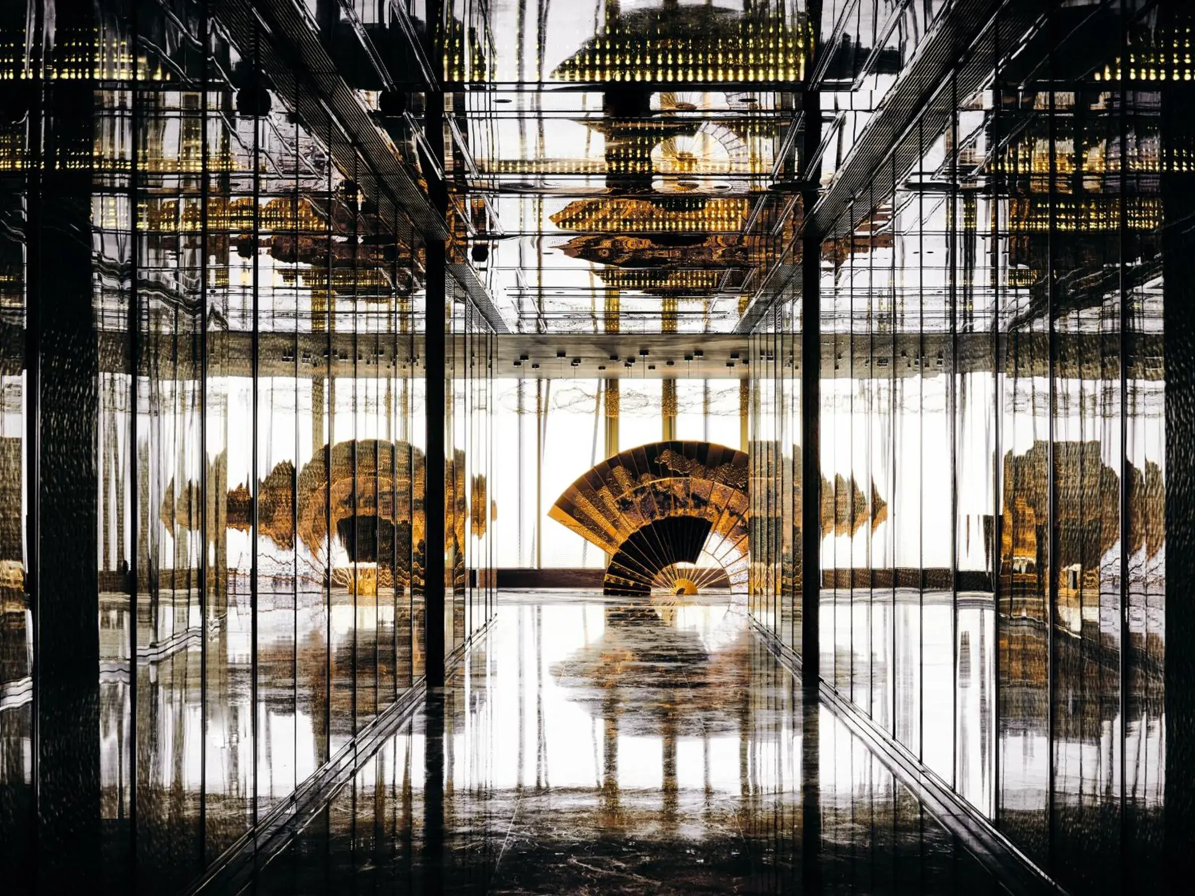 Restaurant/places to eat in J Hotel, Shanghai Tower - Above All Else, Overlooking the Bund Restaurant/places to eat in J Hotel, Shanghai Tower - Above All Else, Overlooking the Bund