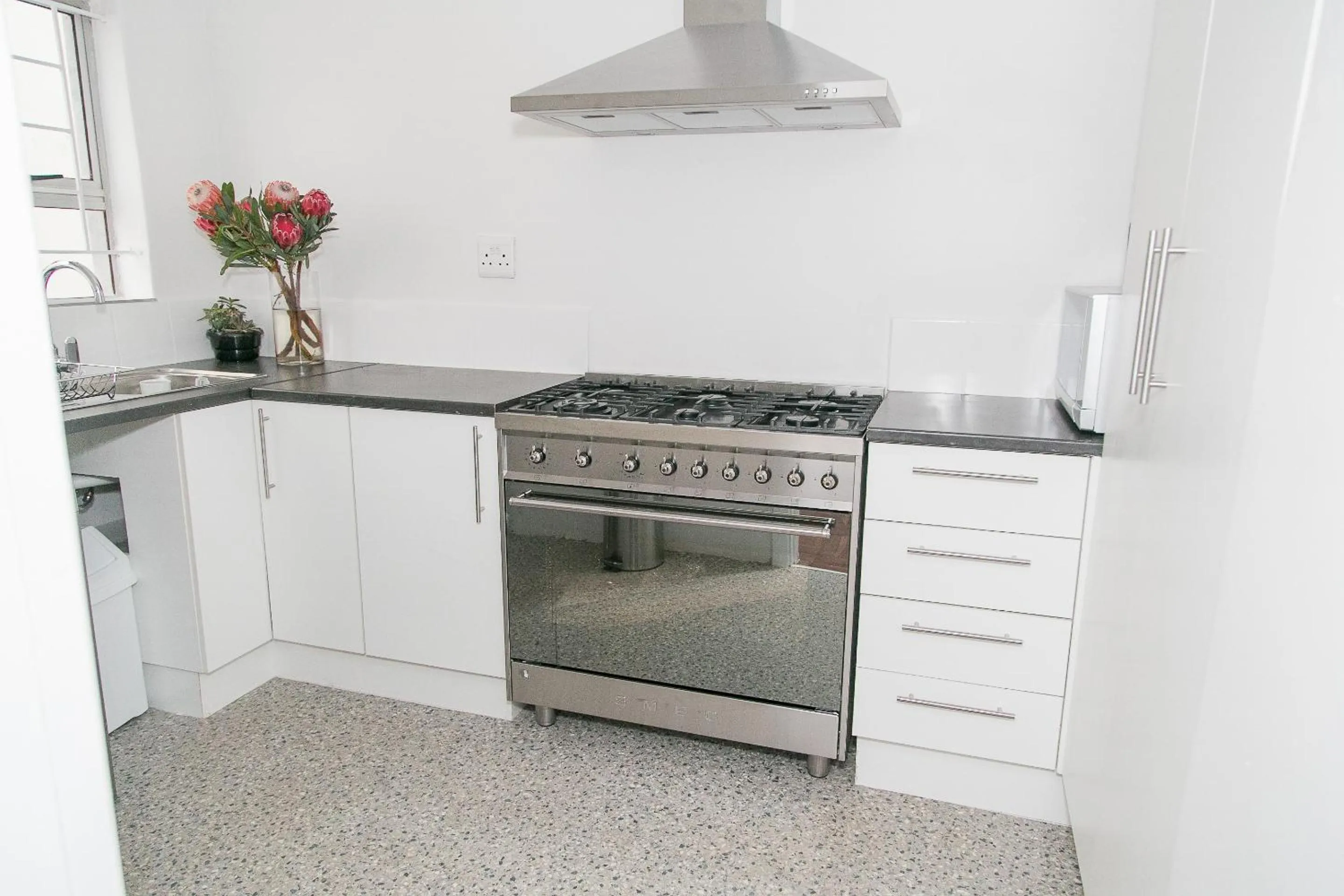 Kitchen or kitchenette in CURIOCITY Kloof Street