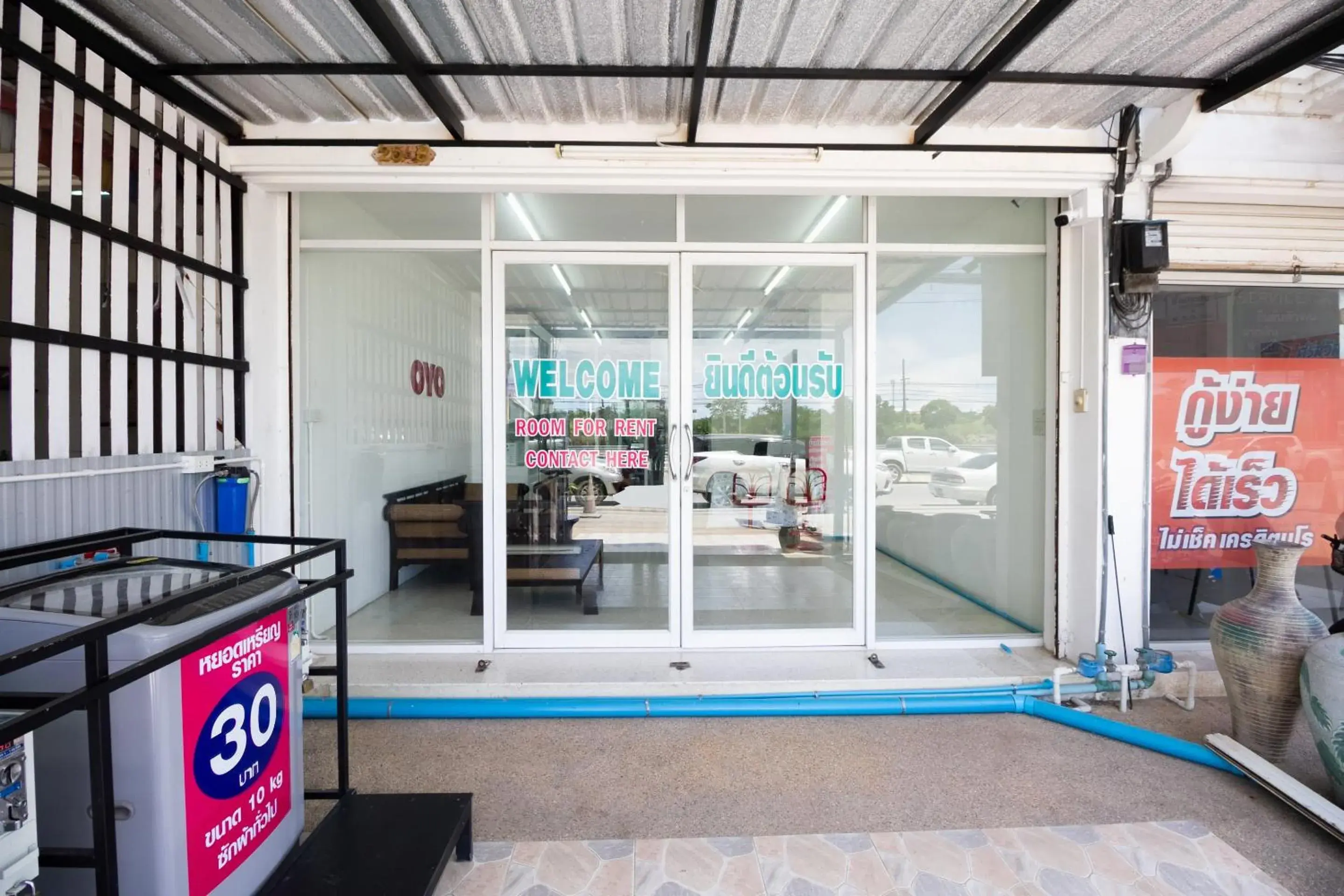 Facade/entrance in Sabai Place Facade/entrance in Sabai Place