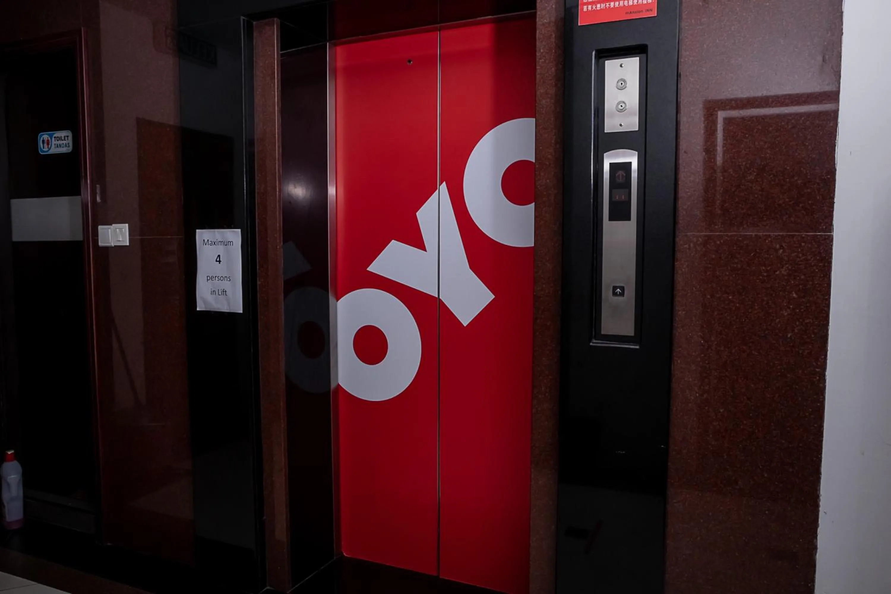 elevator in Mansion Inn Sibu