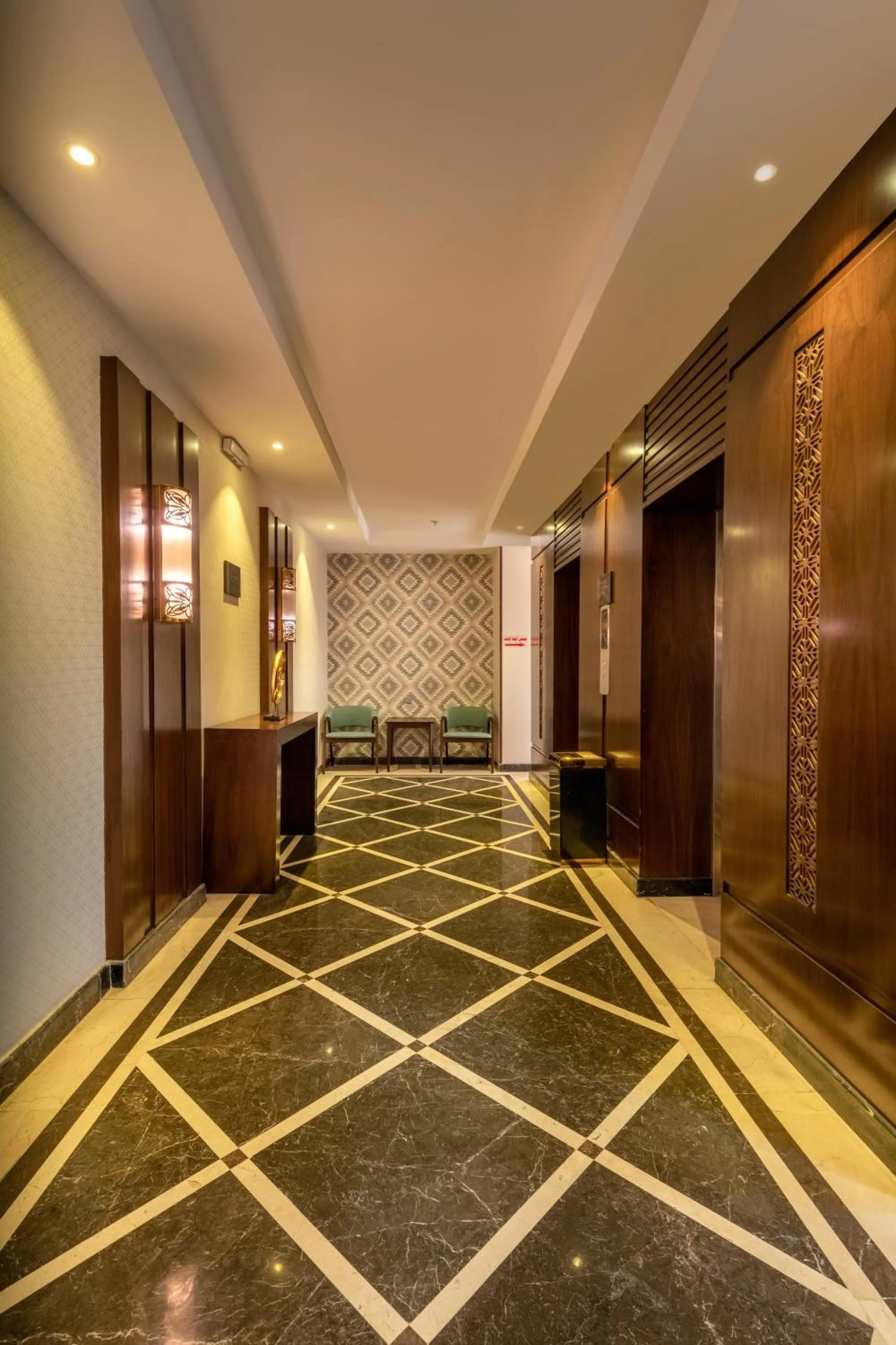 elevator in Sarwat Park Hotel