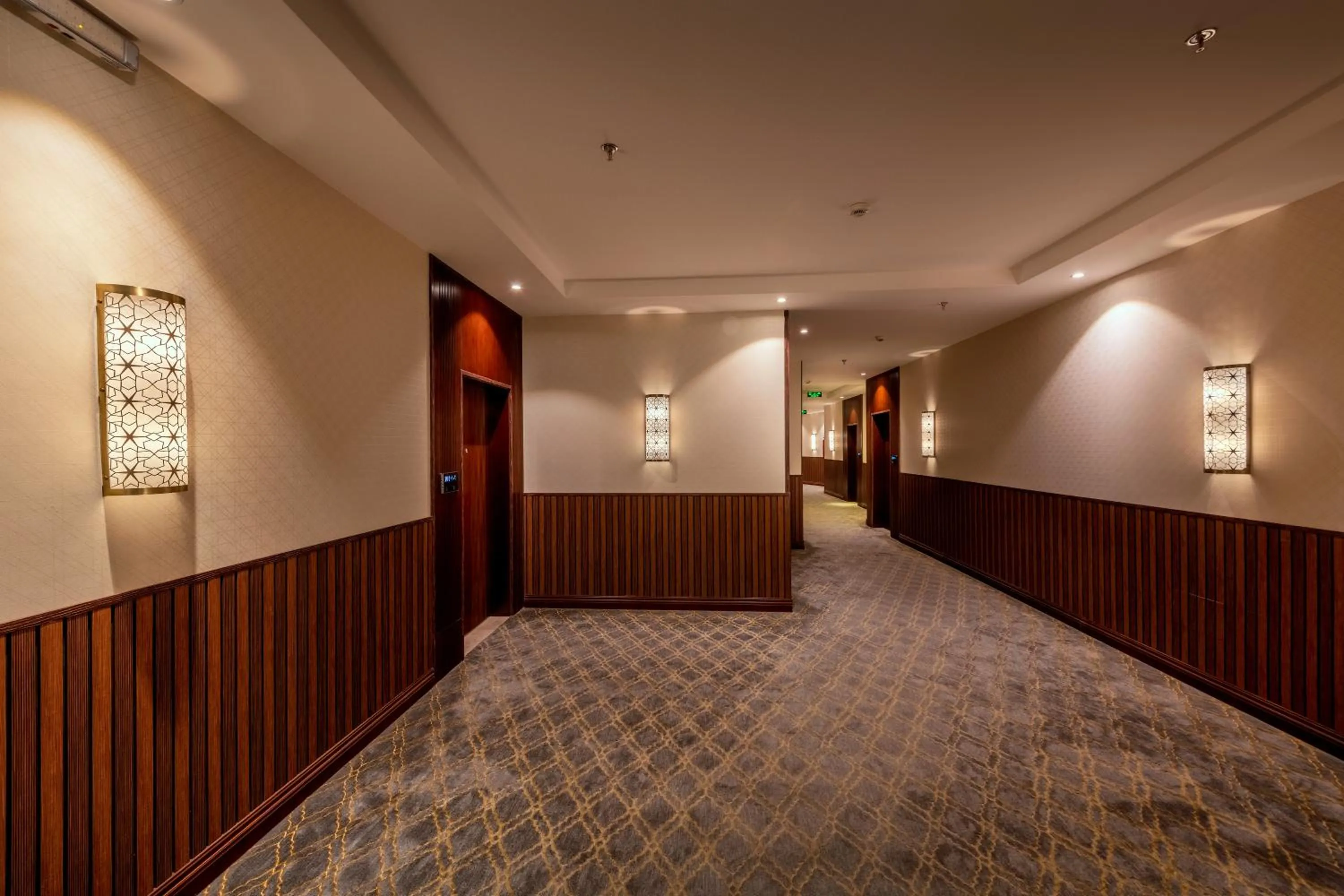 Area and facilities in Sarwat Park Hotel