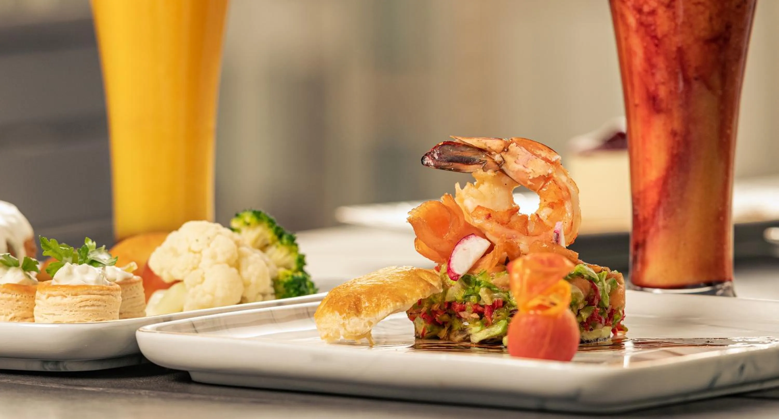 Food and drinks in Sarwat Park Hotel