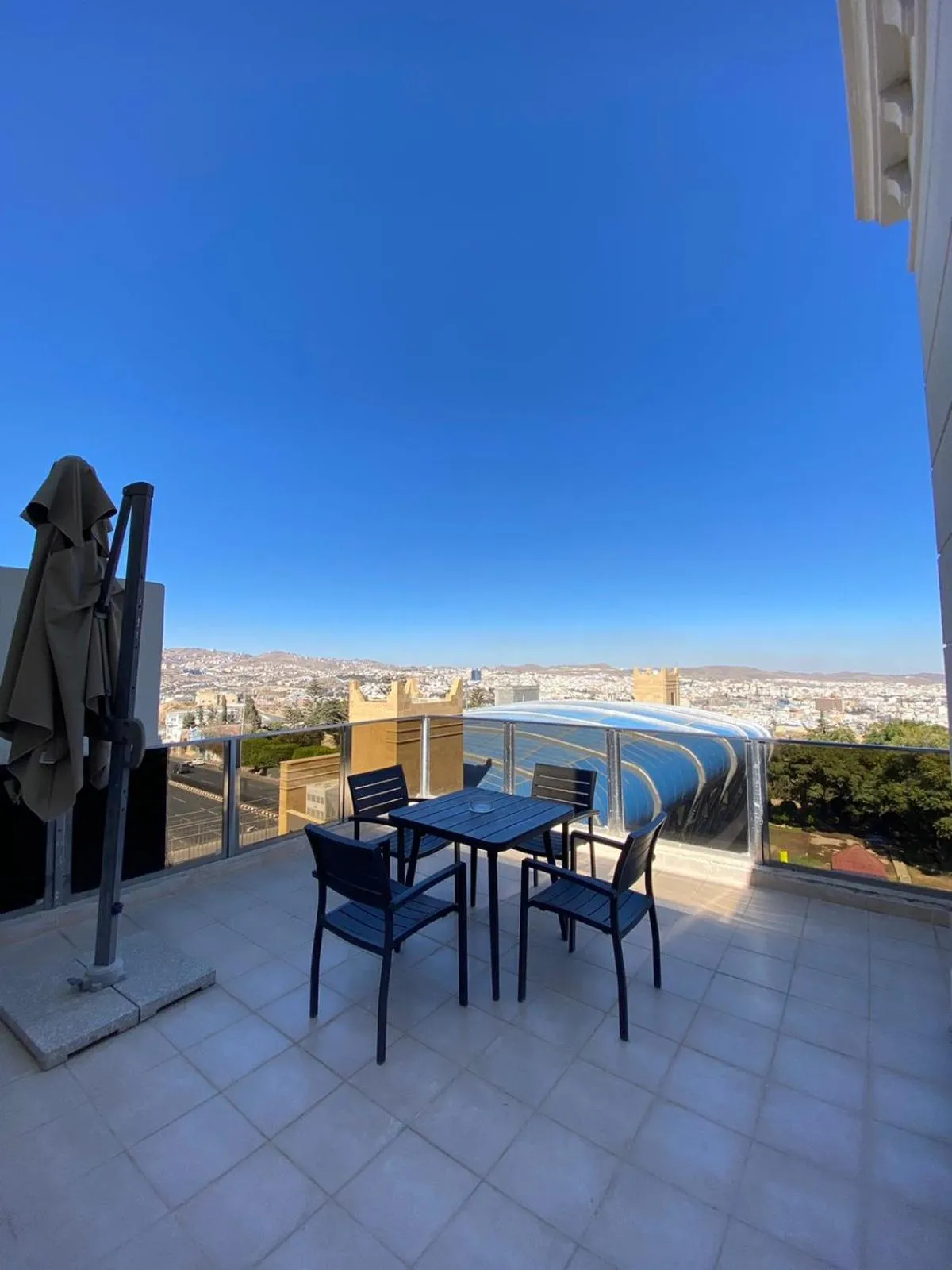 Day in Sarwat Park Hotel