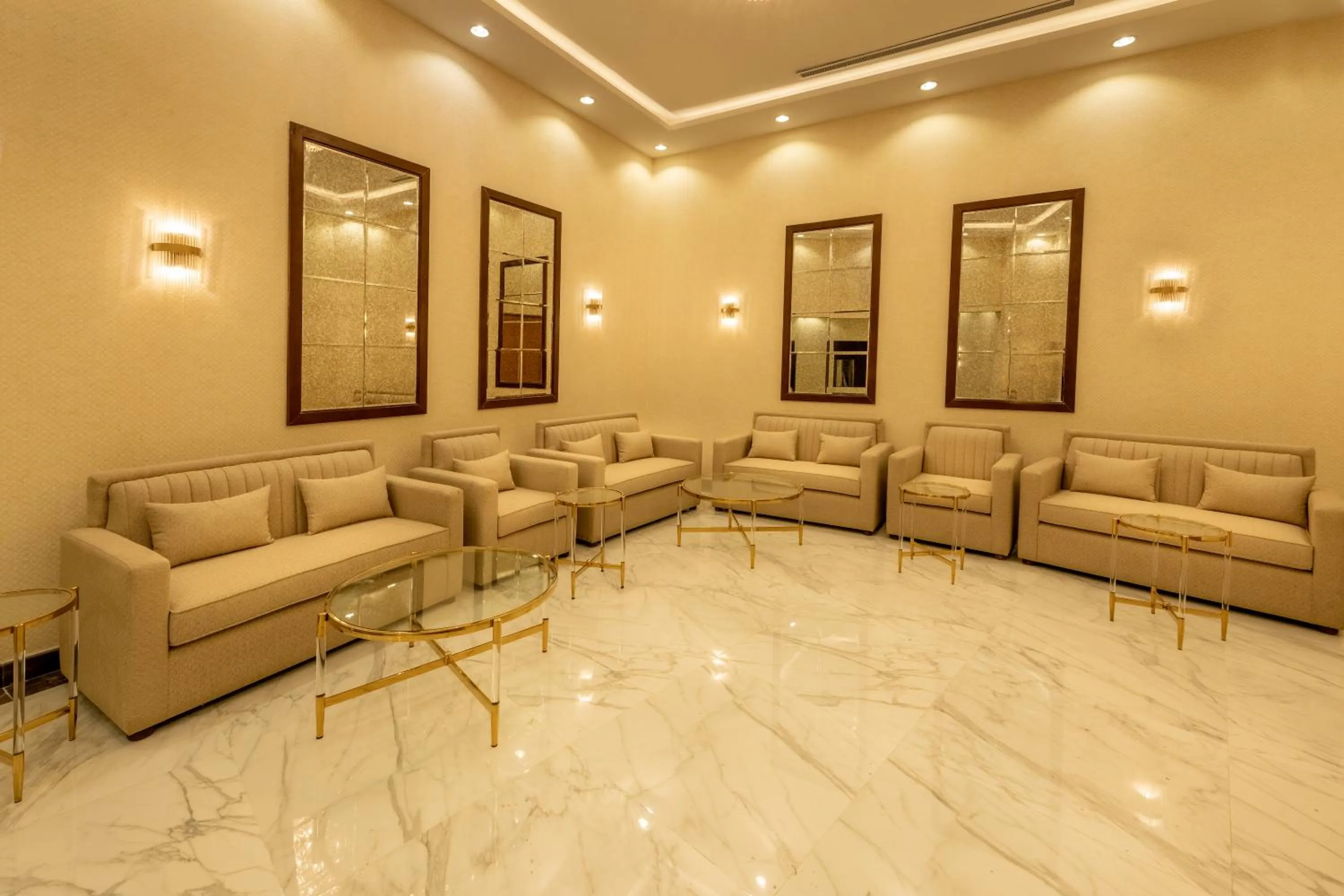 Banquet/Function facilities in Sarwat Park Hotel