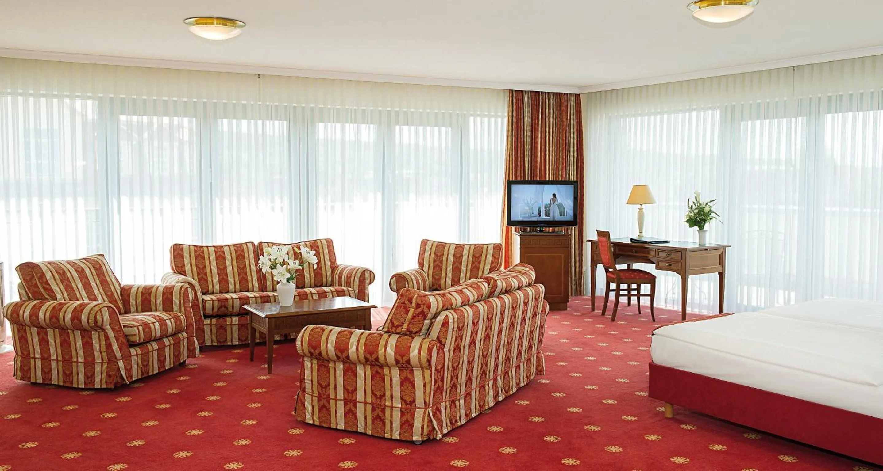 Photo of the whole room, Bed in Victor's Residenz-Hotel Erfurt