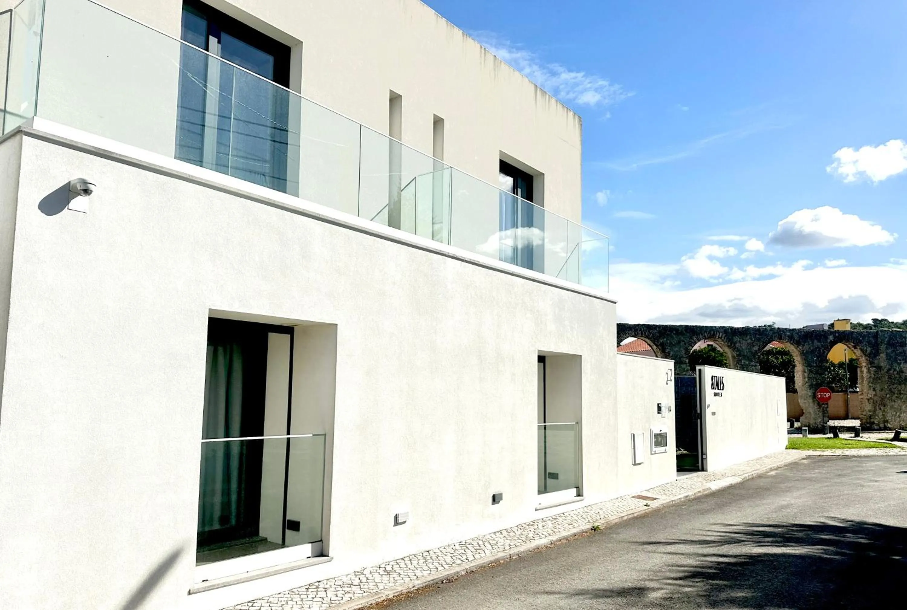 Property building in &Tales Suites - Óbidos