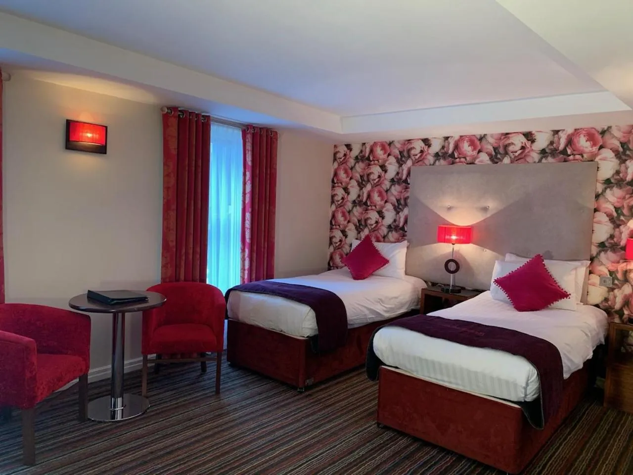 Bedroom, Bed in The Whistledown Hotel