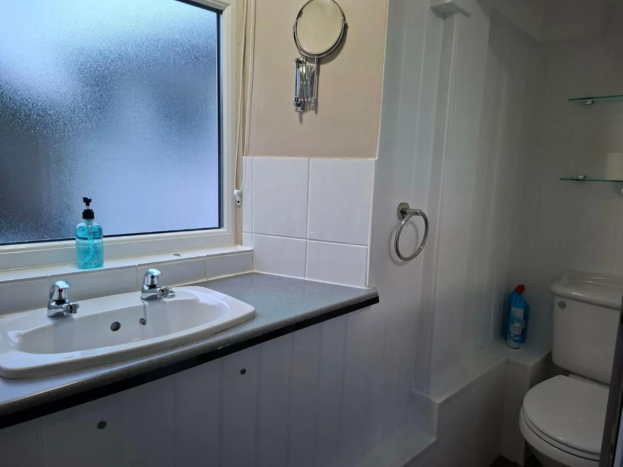 Bathroom in Thurlestone House