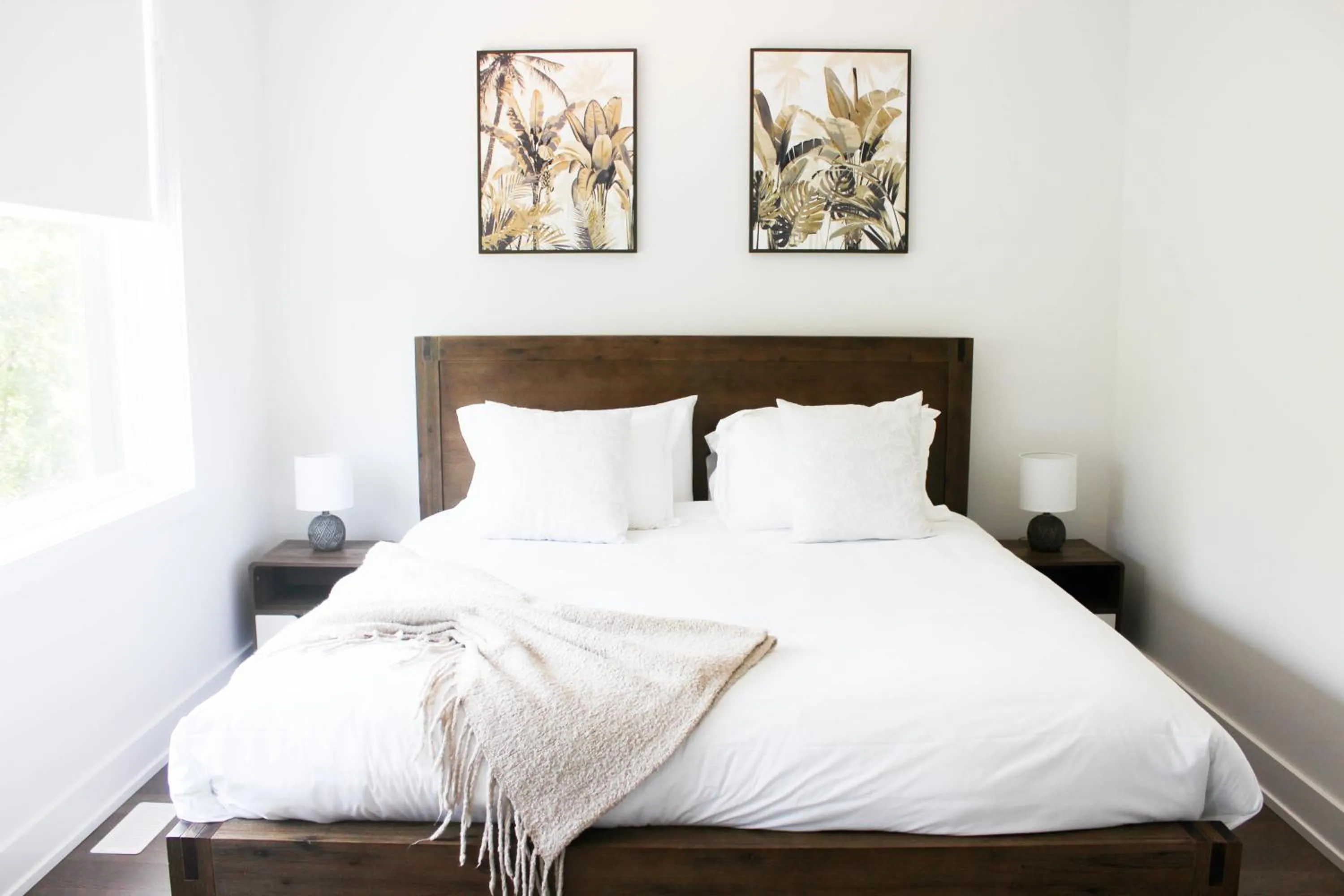 Bedroom, Bed in Muskoka Bay Resort