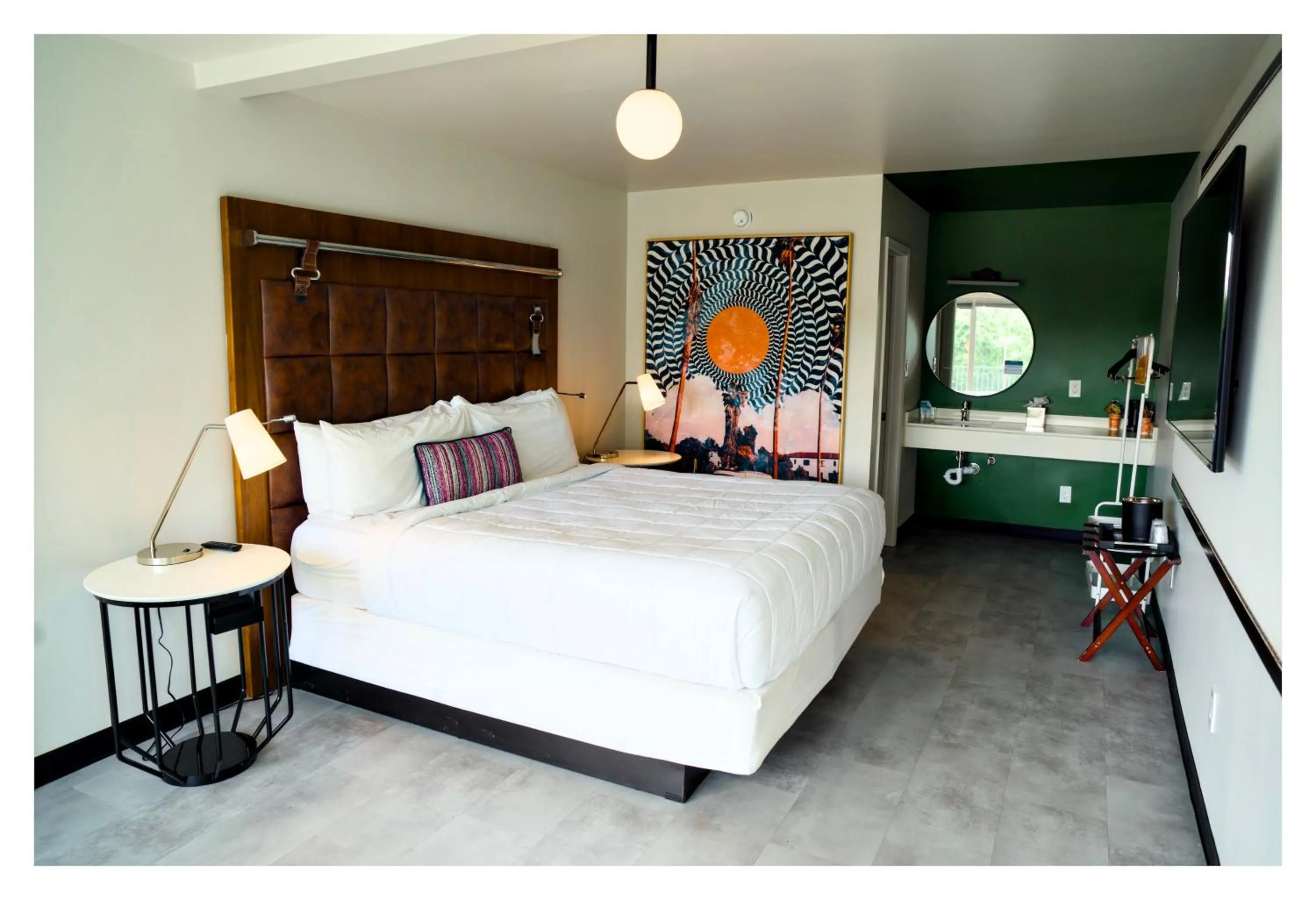 Bed in Heights House Hotel - Houston Heights Downtown, an Ascend Collection Hotel