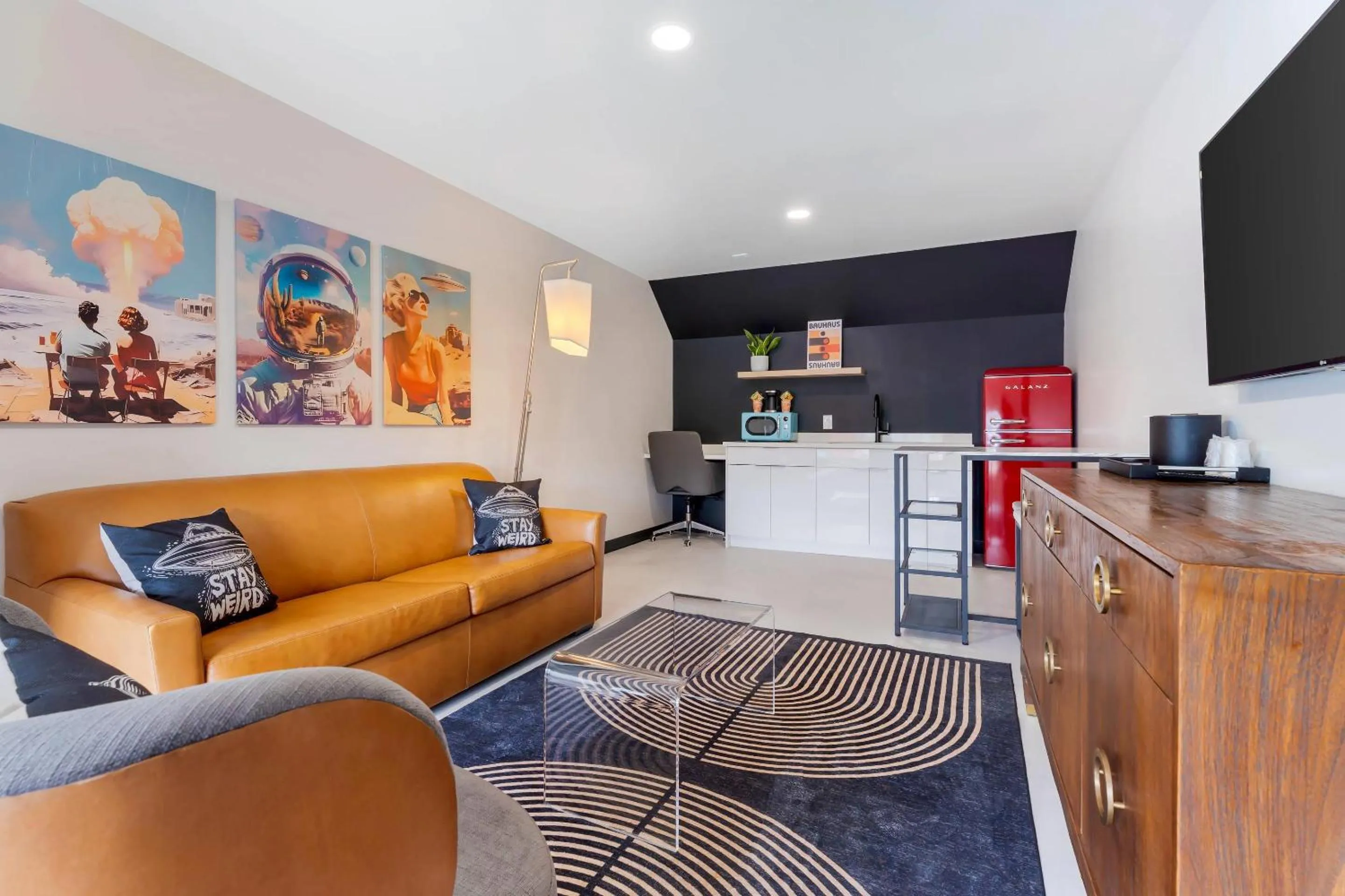 Bedroom in Heights House Hotel - Houston Heights Downtown, an Ascend Collection Hotel