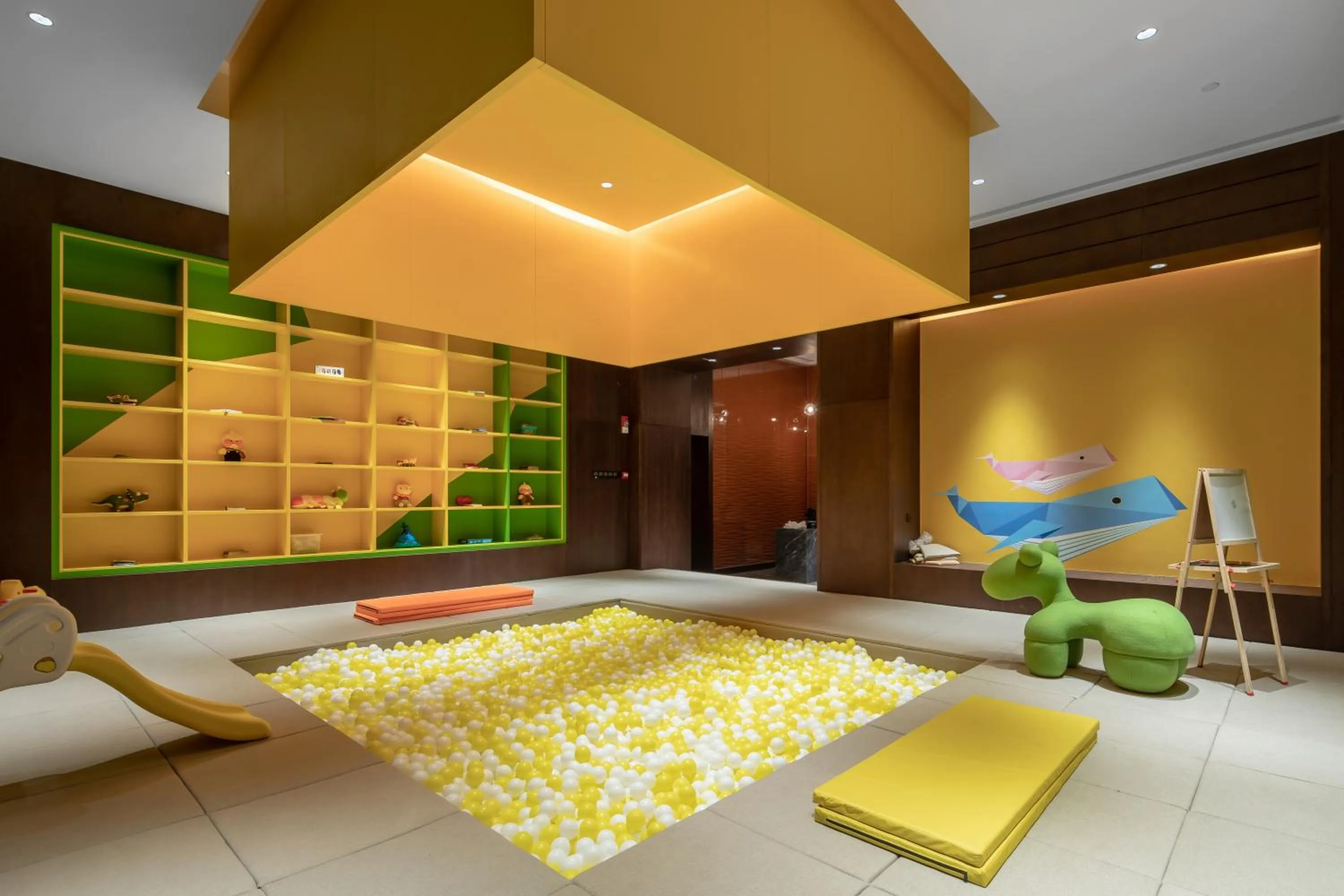 Children play ground, Bed in Hampton by Hilton Nanhai Haikou