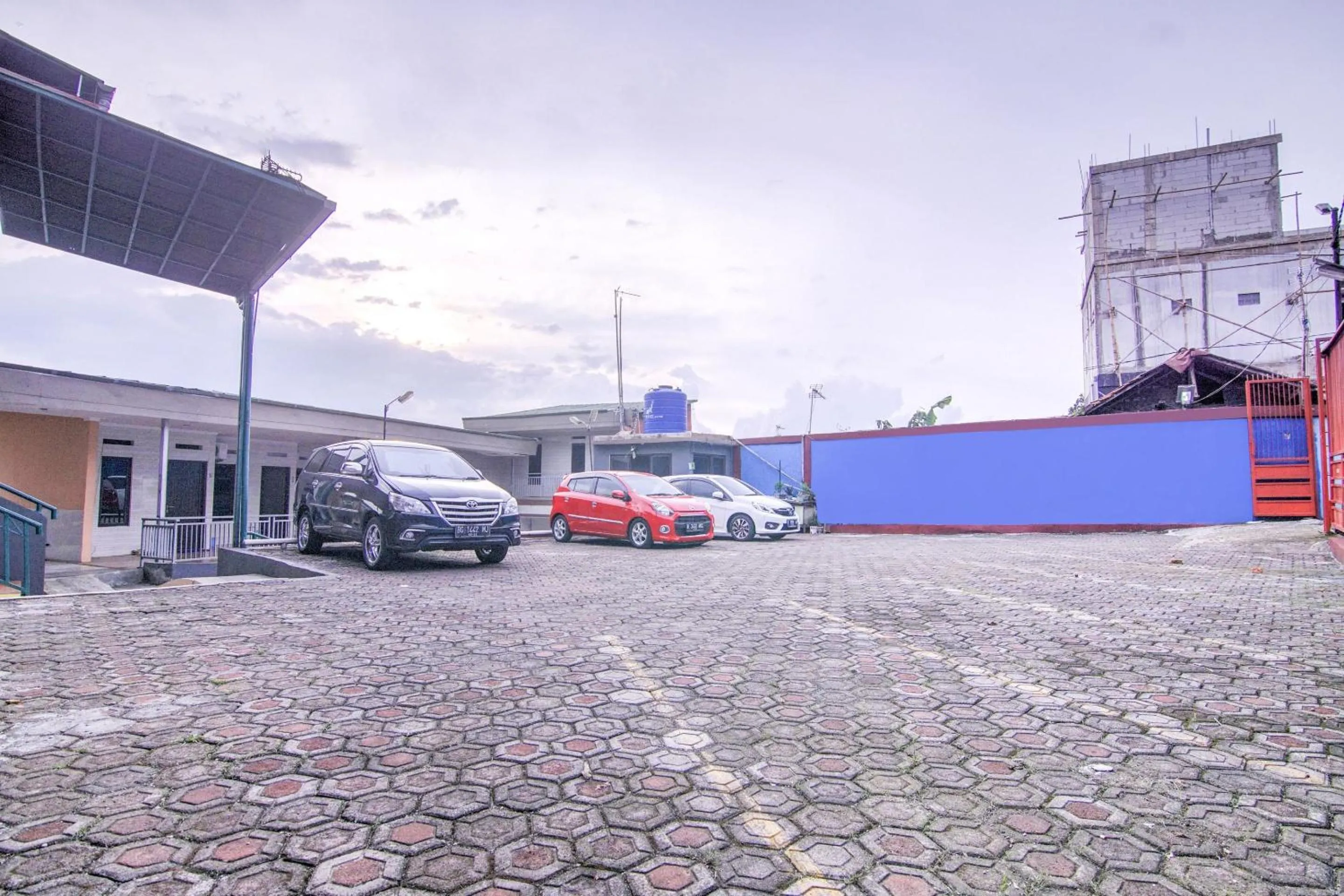 Facade/entrance in OYO 3317 Maju Jaya Homestay Syariah