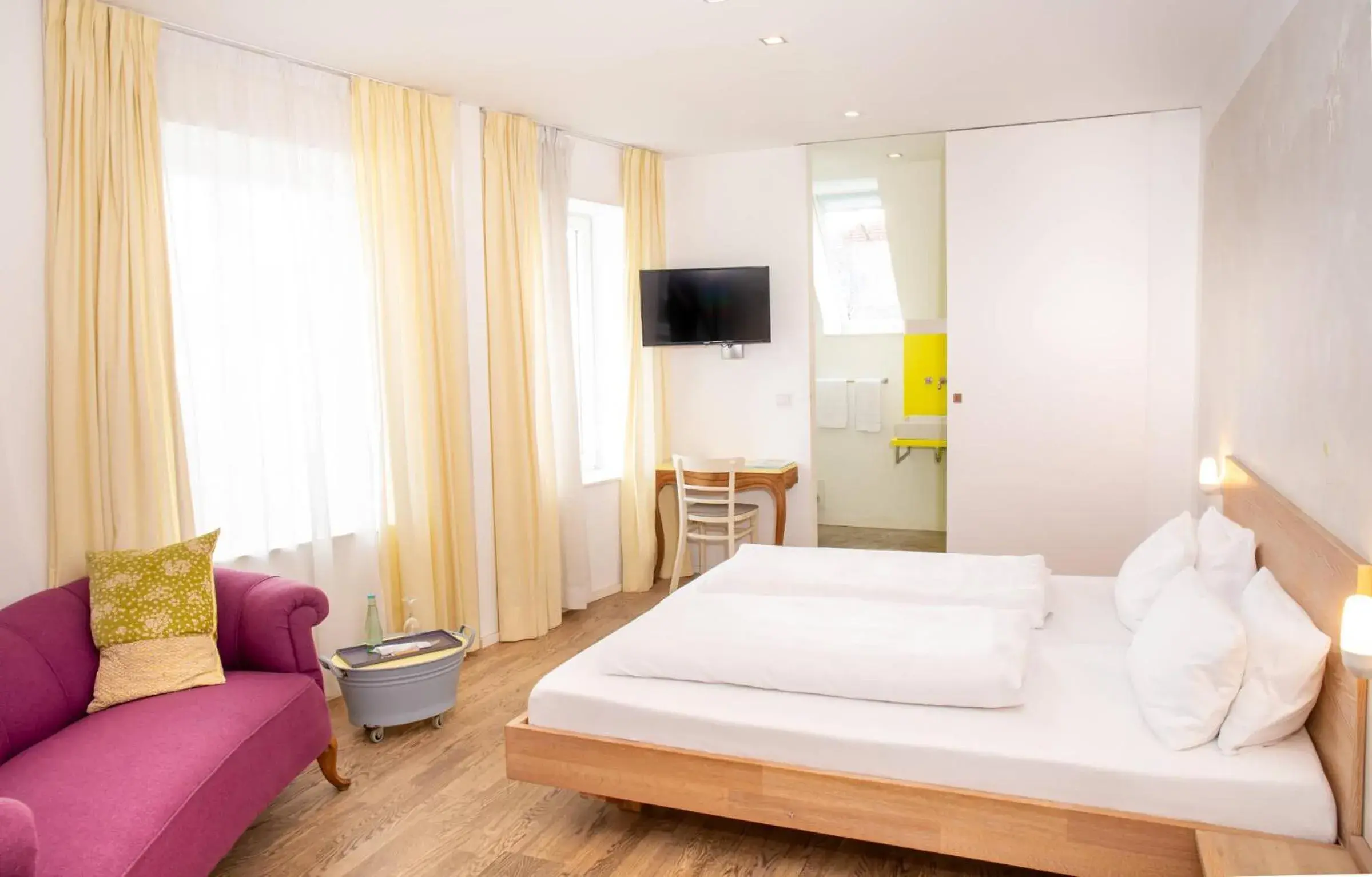 Double Room - single occupancy in Hotel Tafelfreuden Double Room - single occupancy in Hotel Tafelfreuden