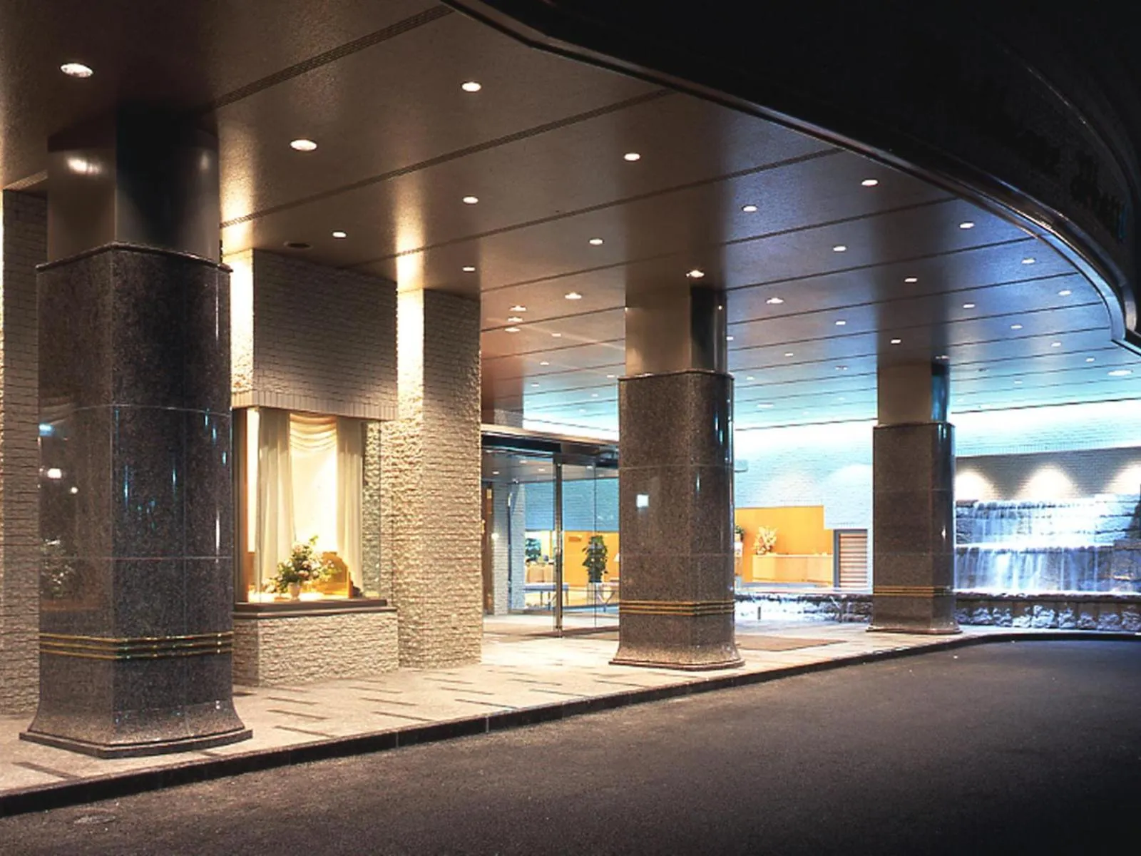 Facade/entrance in Palace Hotel Kakegawa