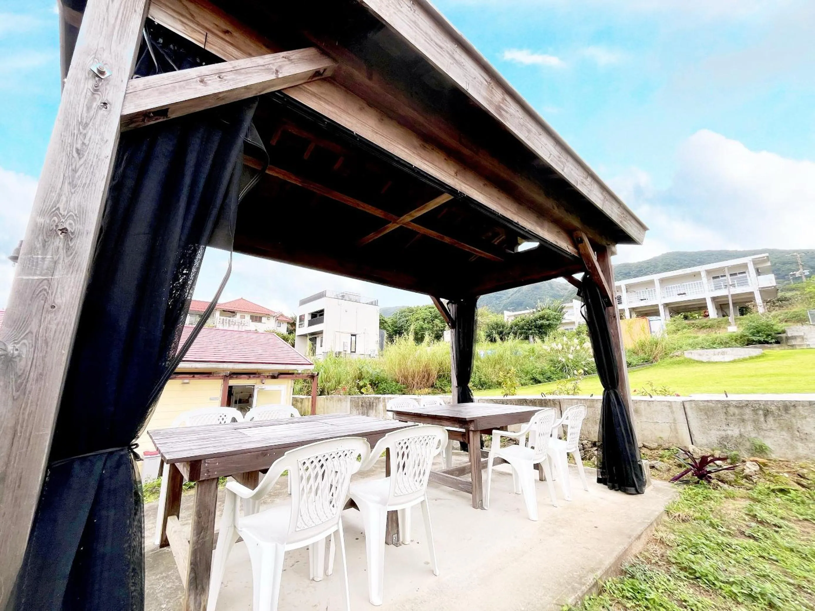 AsobiBASE Yamabare-House