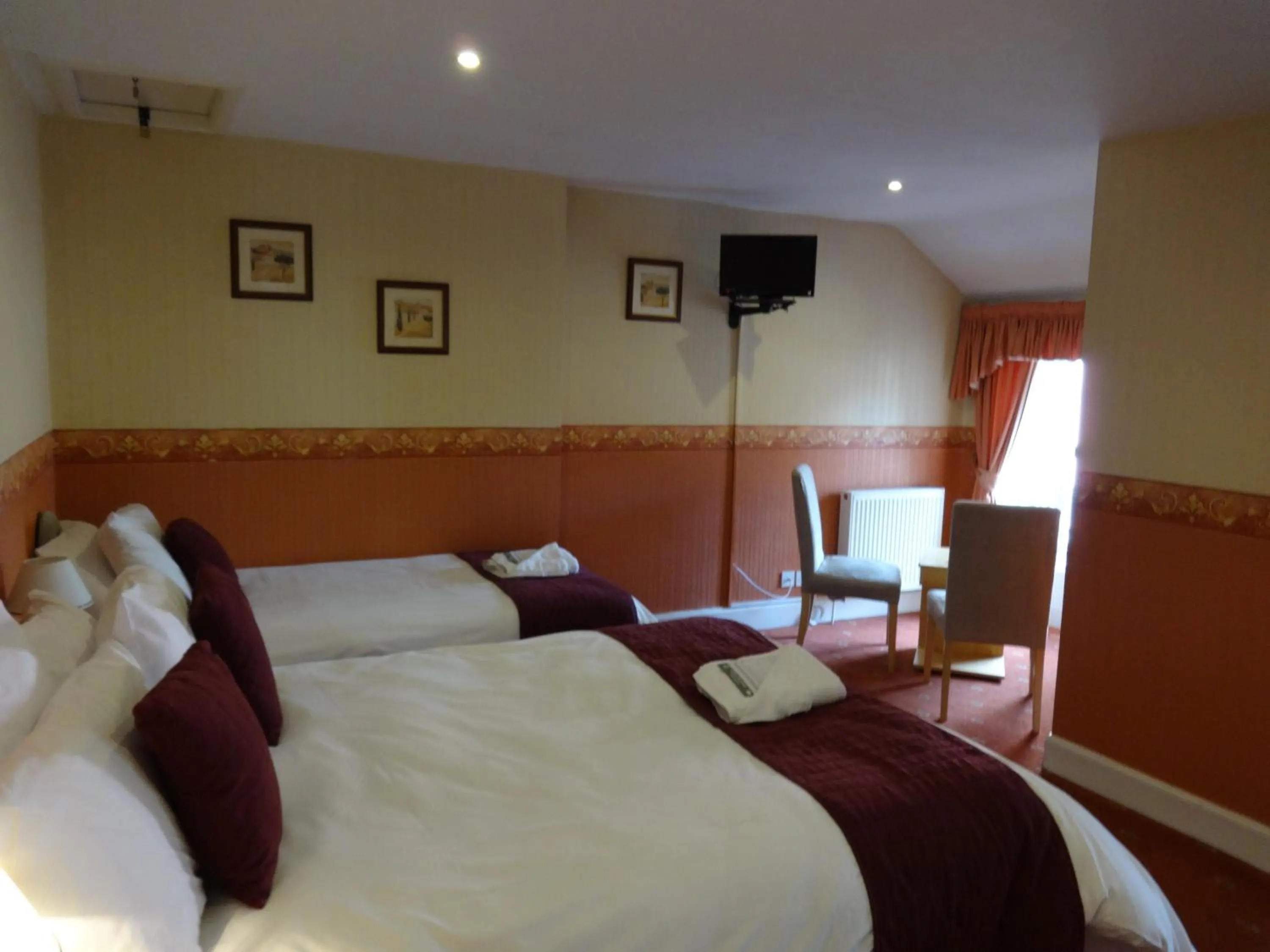 Bedroom, Bed in Dumfries Villa