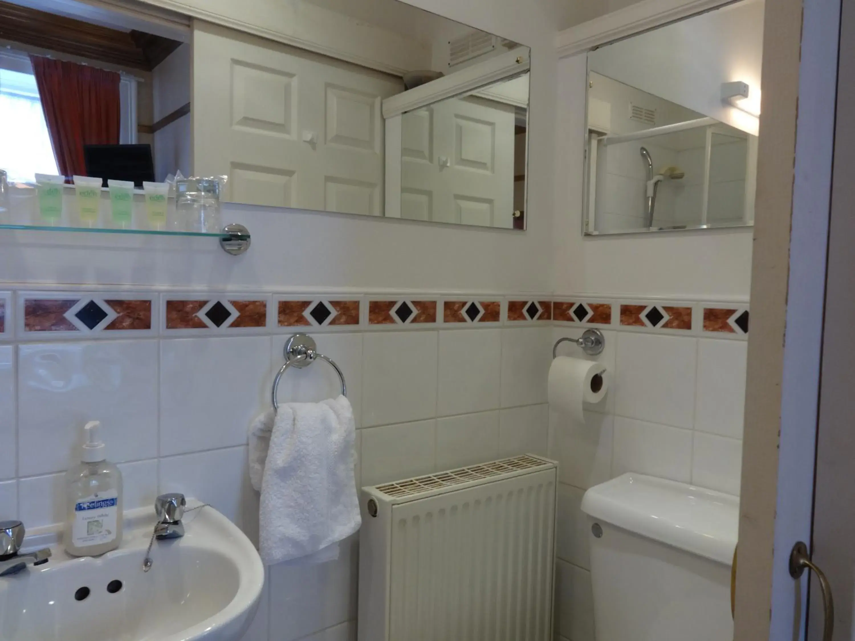 Twin Room - single occupancy in Dumfries Villa Twin Room - single occupancy in Dumfries Villa
