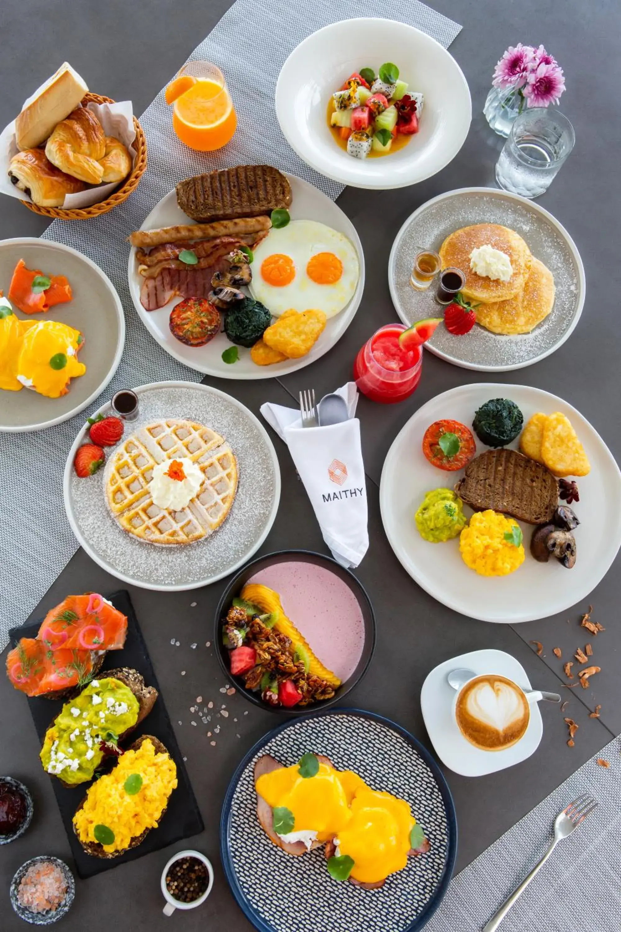 Breakfast in UniQue BoutiQue Resort Breakfast in UniQue BoutiQue Resort