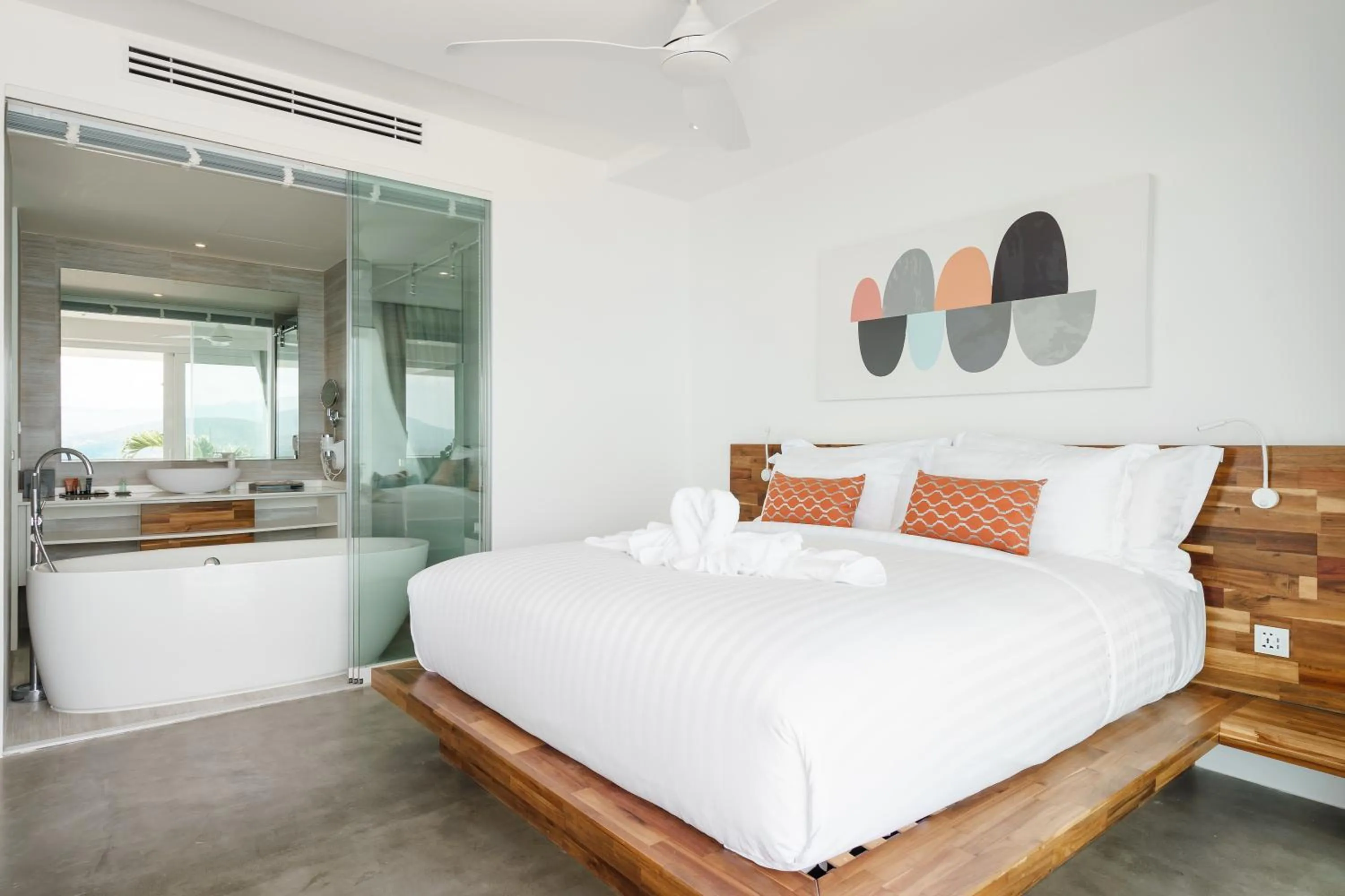 Bed in UniQue BoutiQue Resort