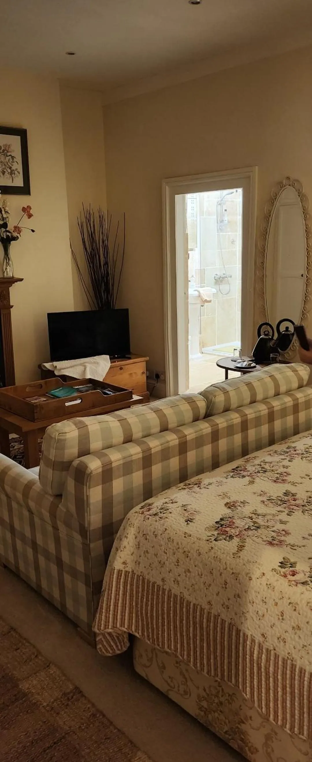 Seating area, Bed in Anzac Street B+Bistro