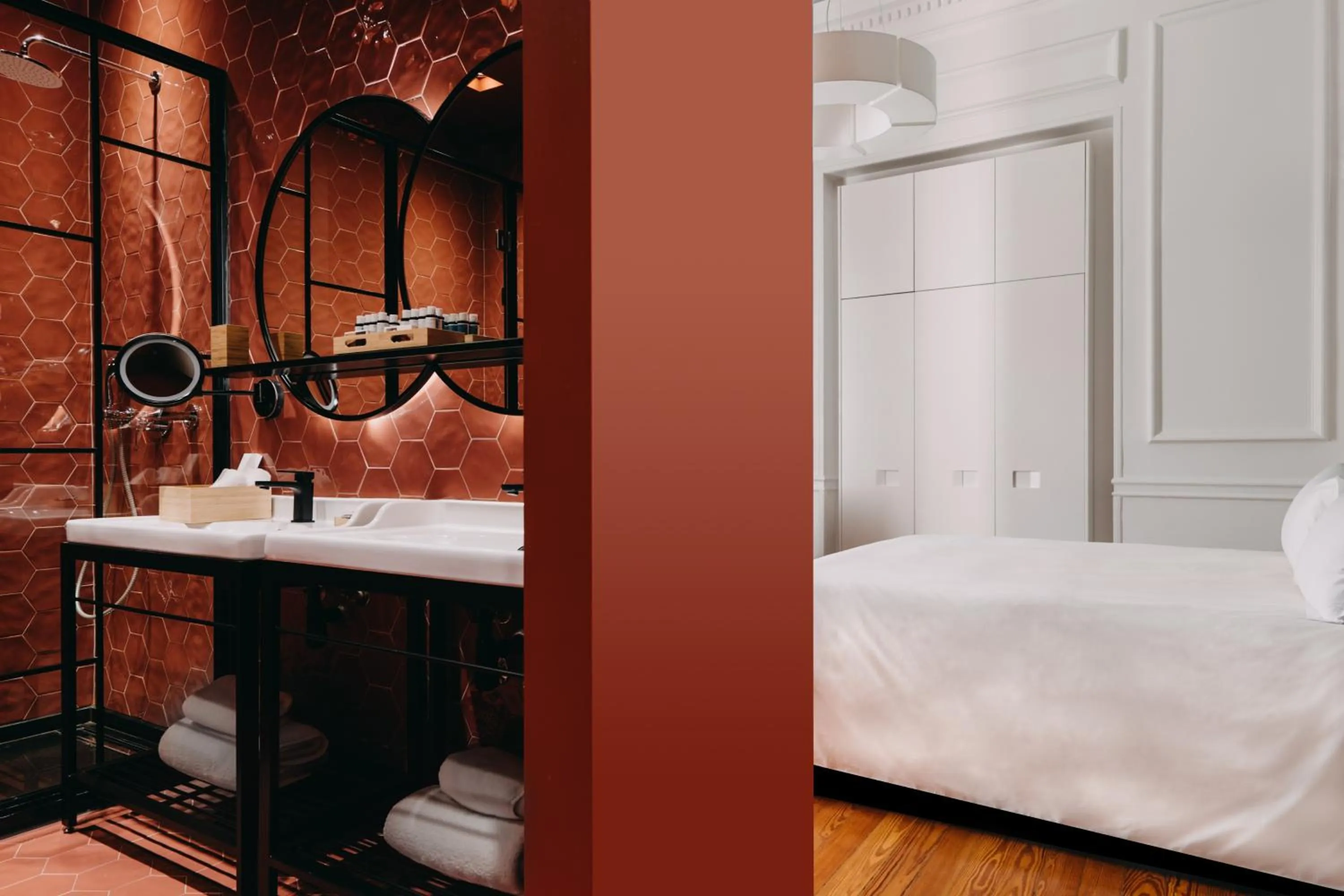 Bathroom, Bed in The Bold Type Hotel, a Member of Design Hotels