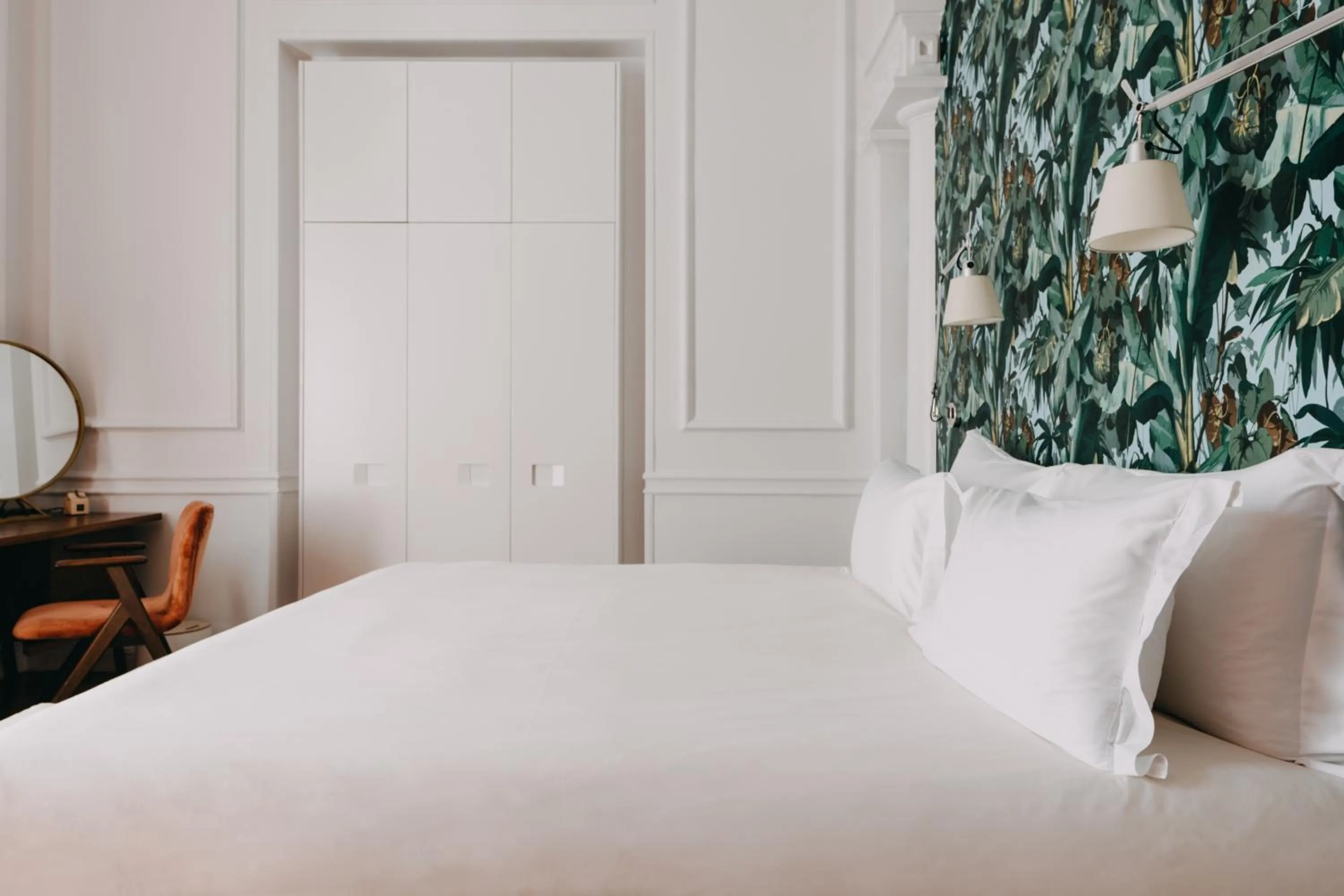Bed in The Bold Type Hotel, a Member of Design Hotels