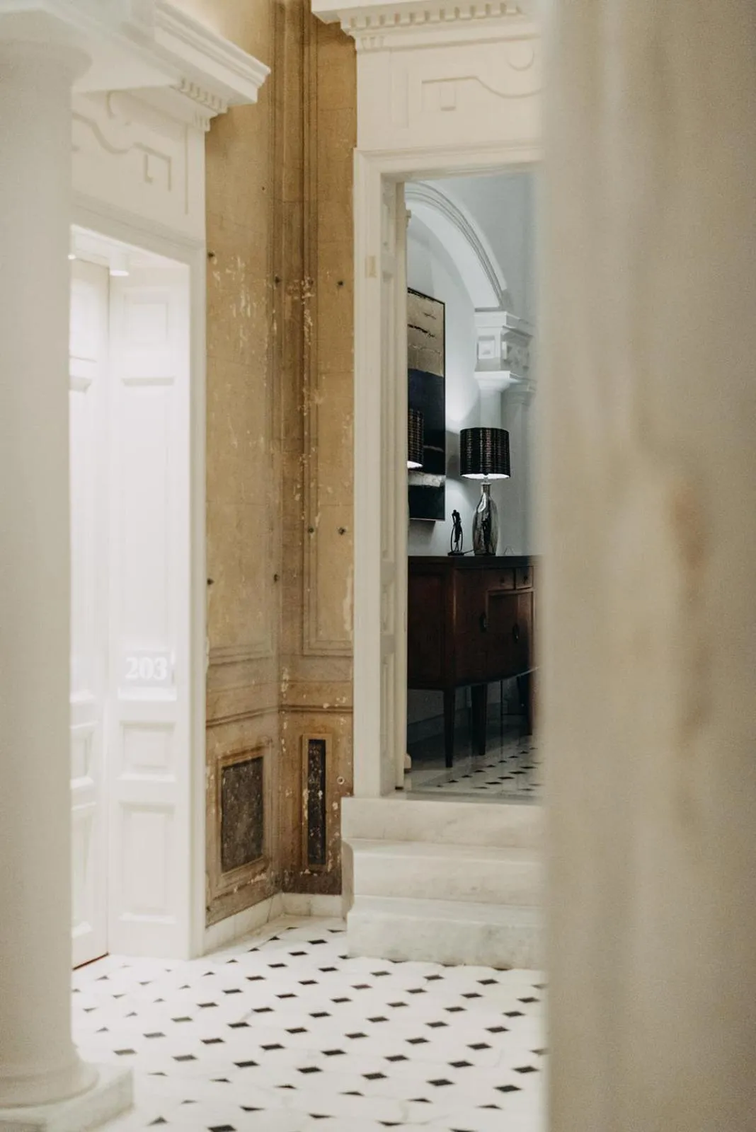 Lobby or reception in The Bold Type Hotel, a Member of Design Hotels