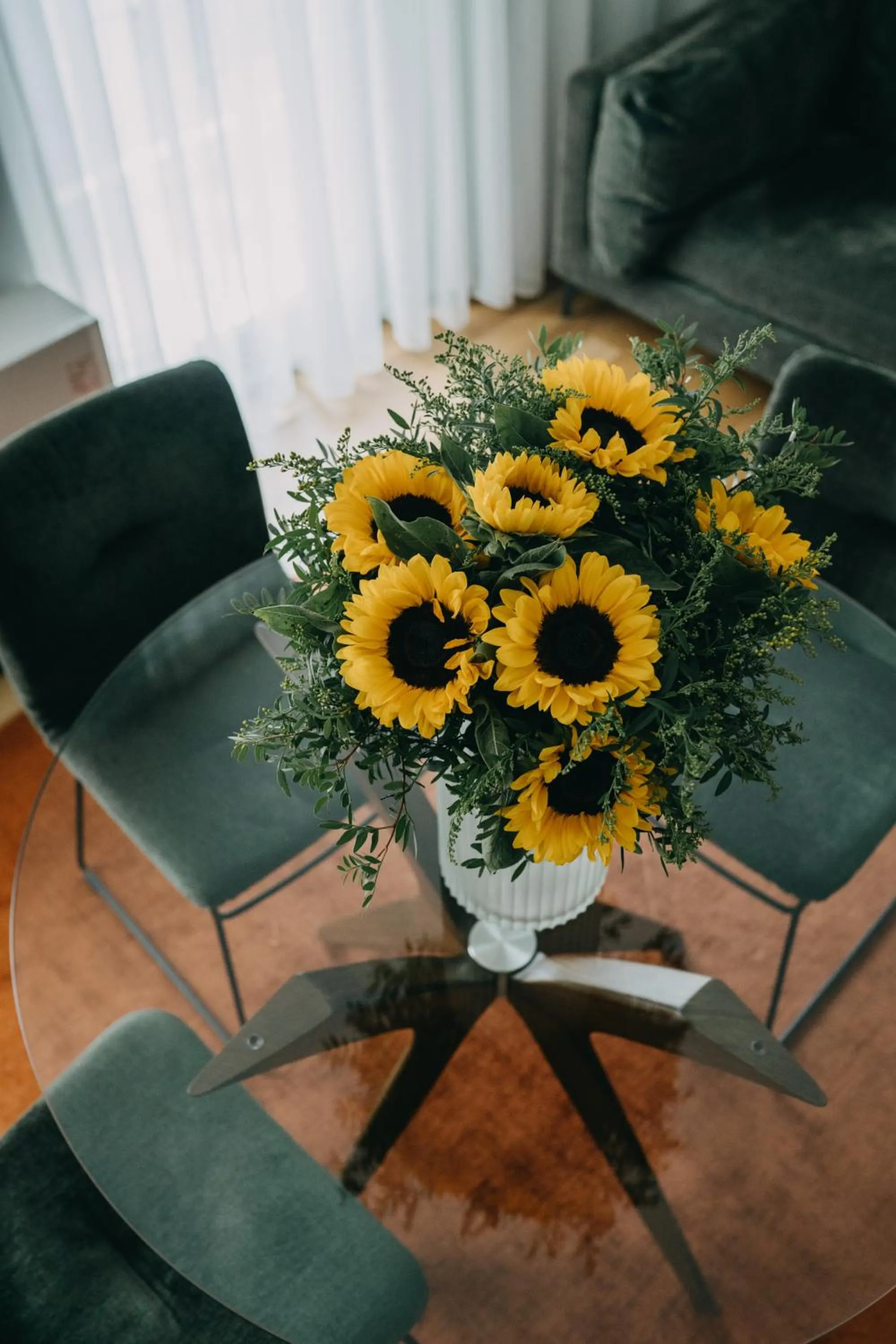 Living room in The Bold Type Hotel, a Member of Design Hotels