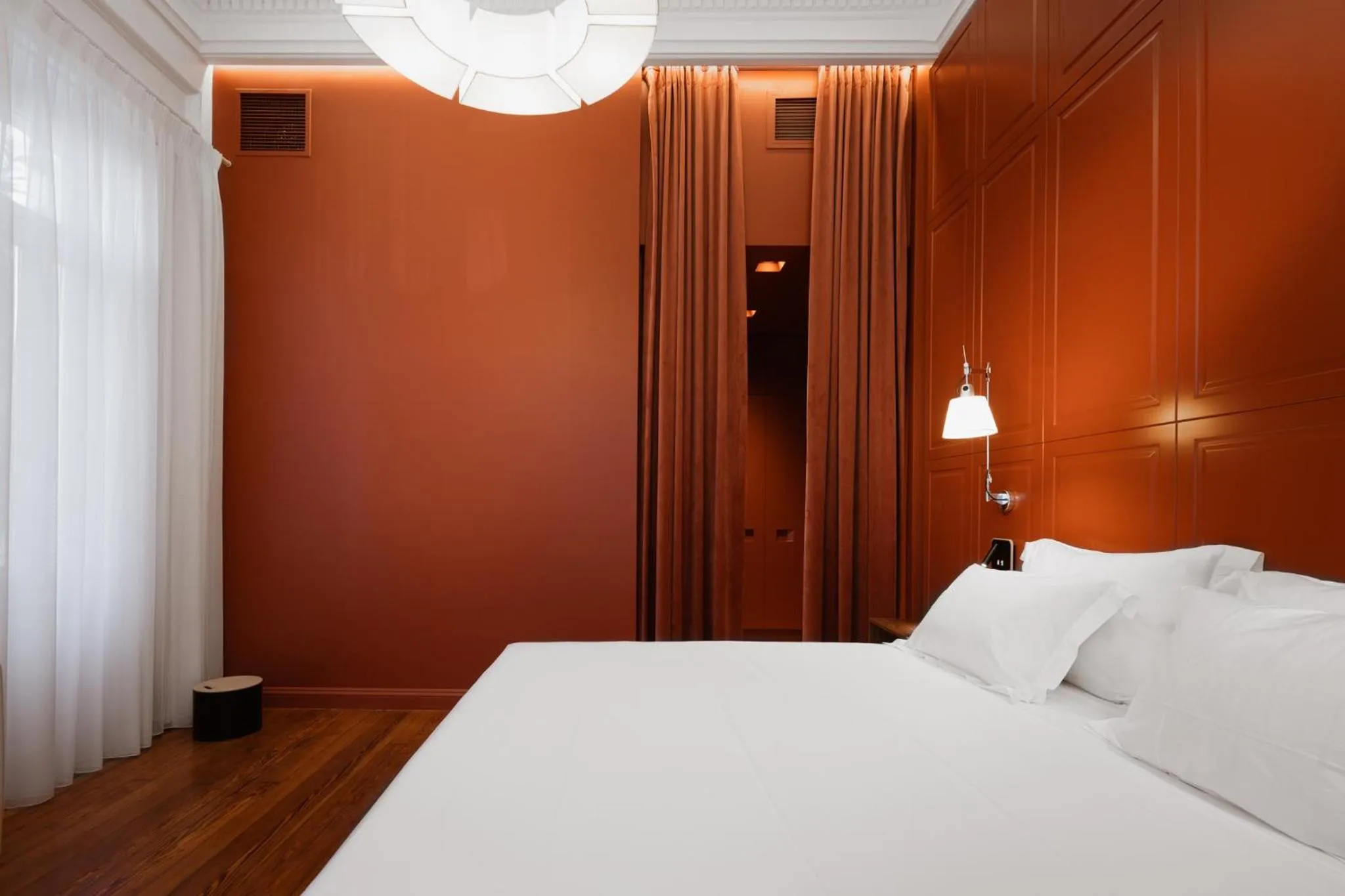 Bed in The Bold Type Hotel, a Member of Design Hotels