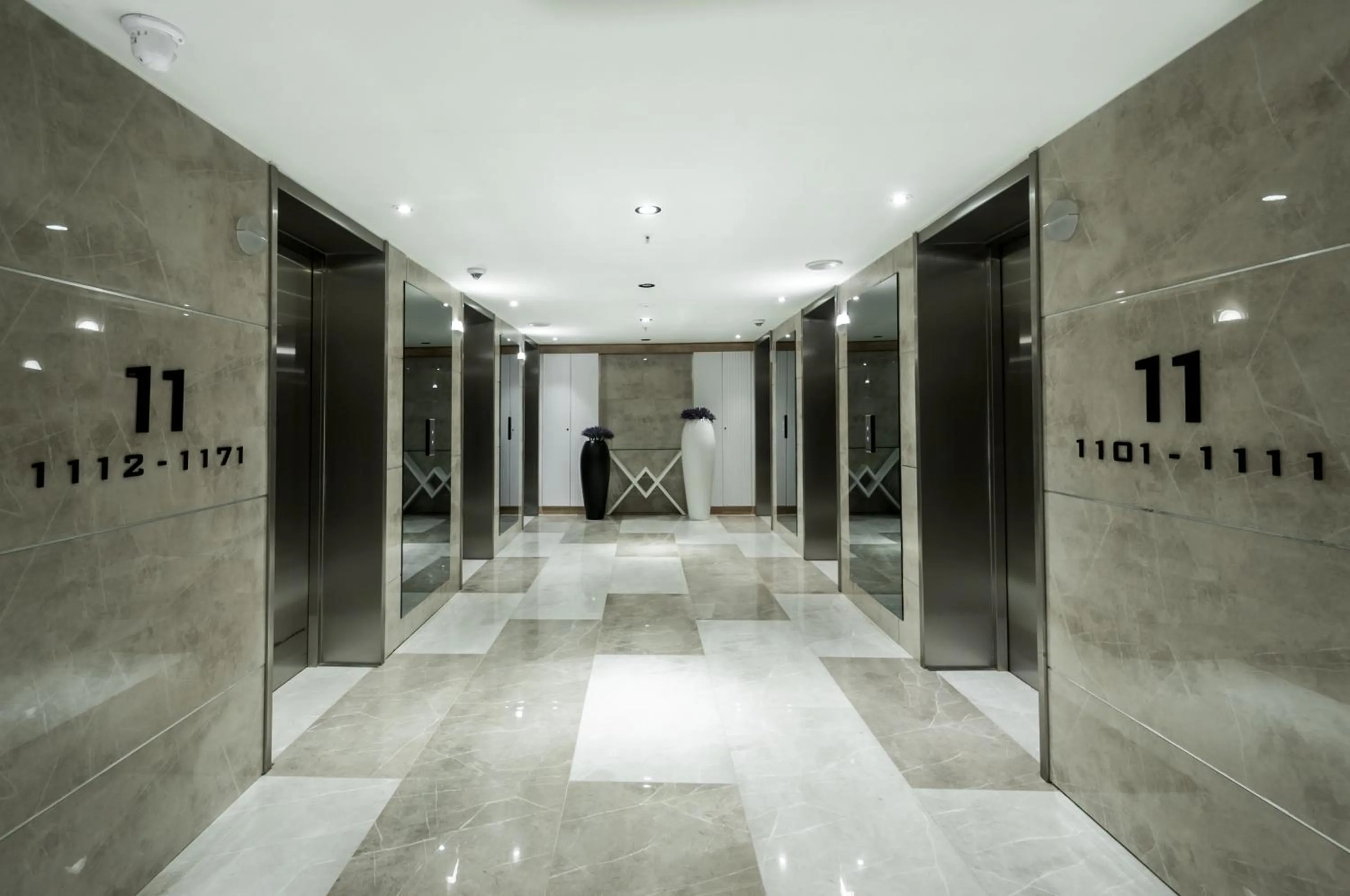 Property building in Orbi City Hotel Official