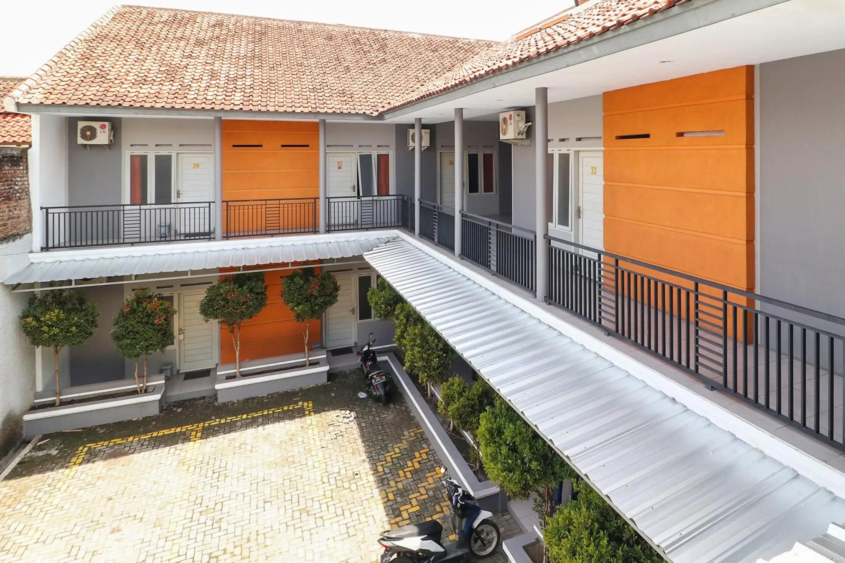 Area and facilities in RedDoorz At Merdeka Street Garut Area and facilities in RedDoorz At Merdeka Street Garut