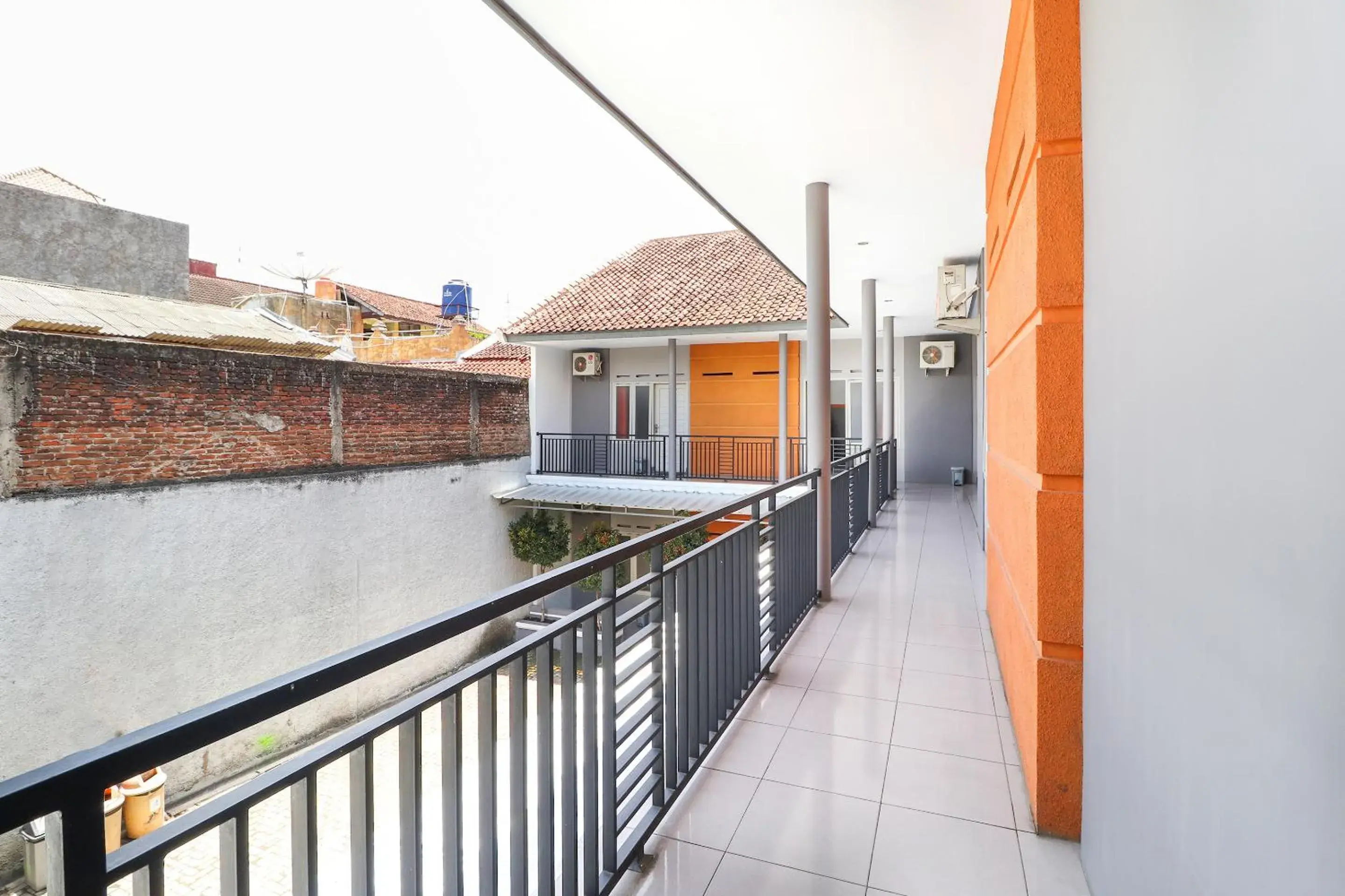 Balcony/Terrace in RedDoorz At Merdeka Street Garut Balcony/Terrace in RedDoorz At Merdeka Street Garut