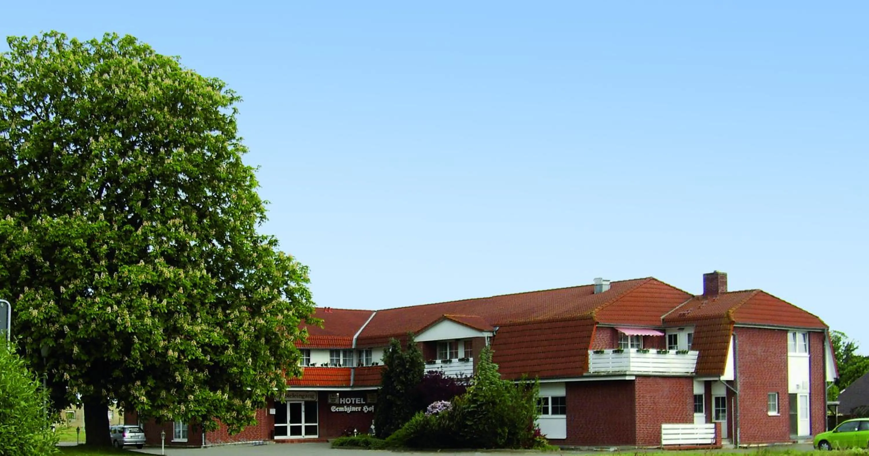 Mucha OHG Hotel Sembziner Hof