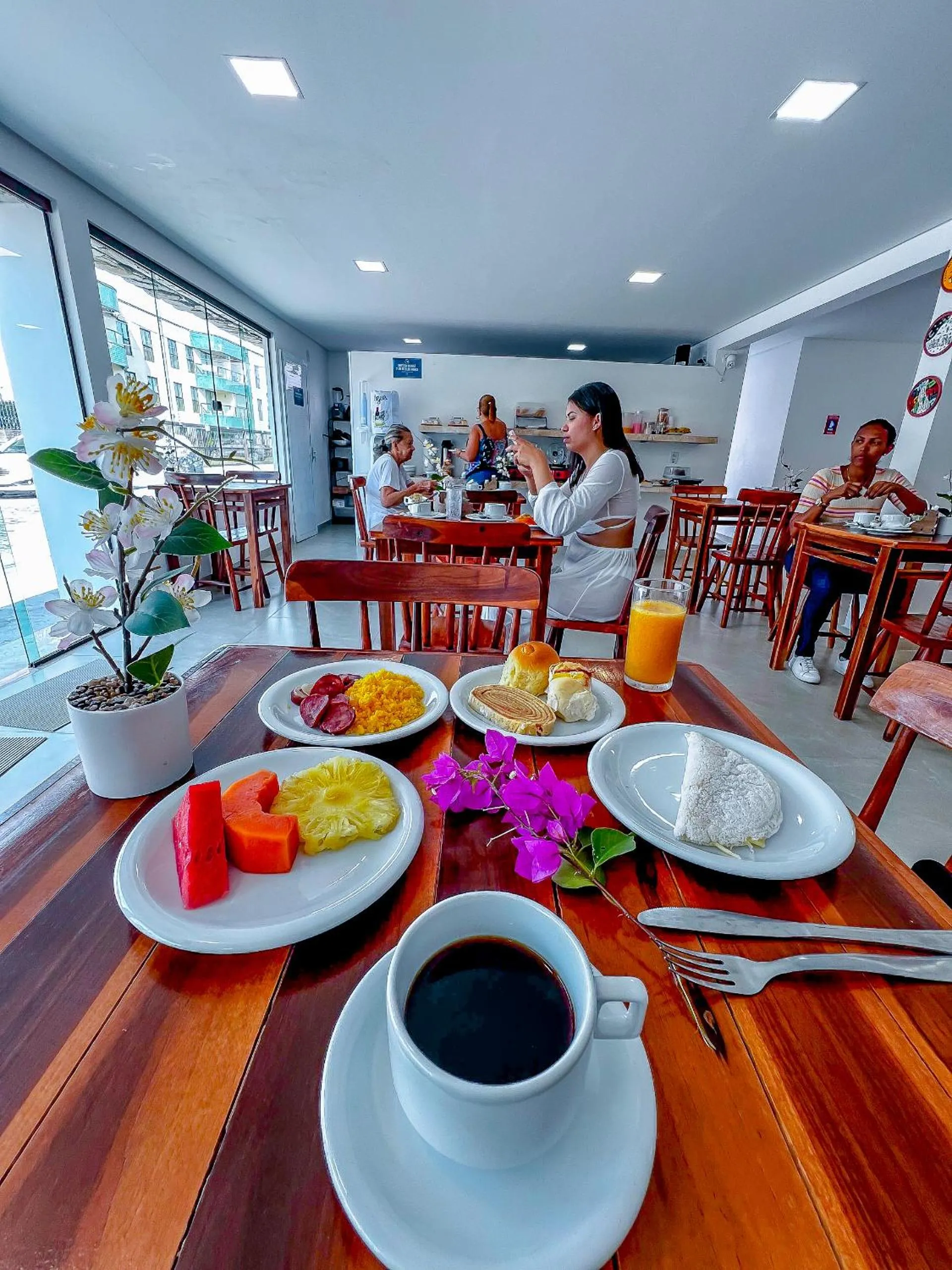 Continental breakfast in Pousada Amoré em Porto de Galinhas, PE