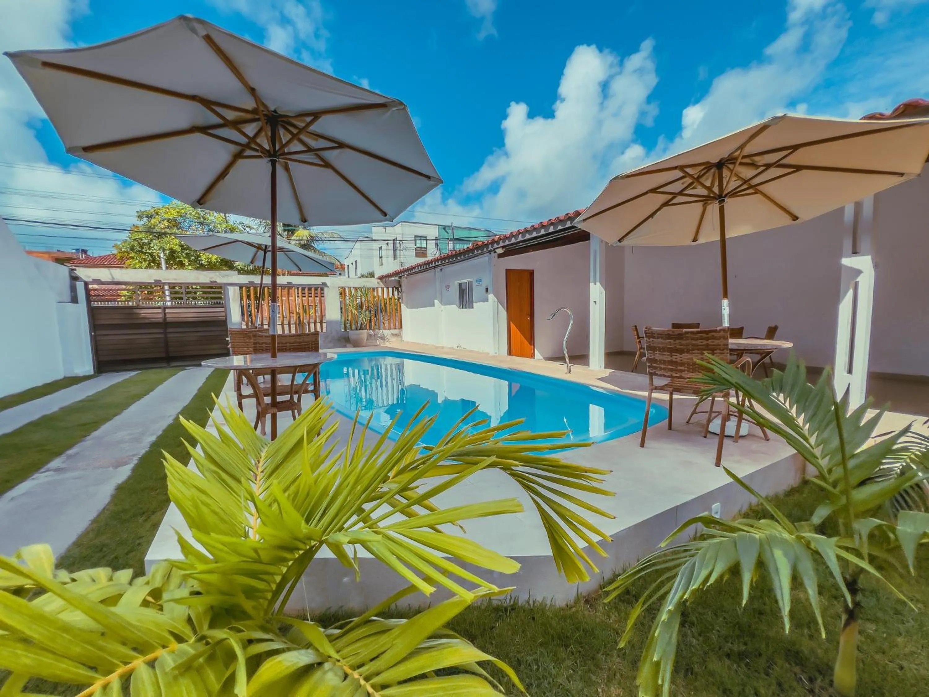 Swimming pool in Pousada Amoré em Porto de Galinhas, PE