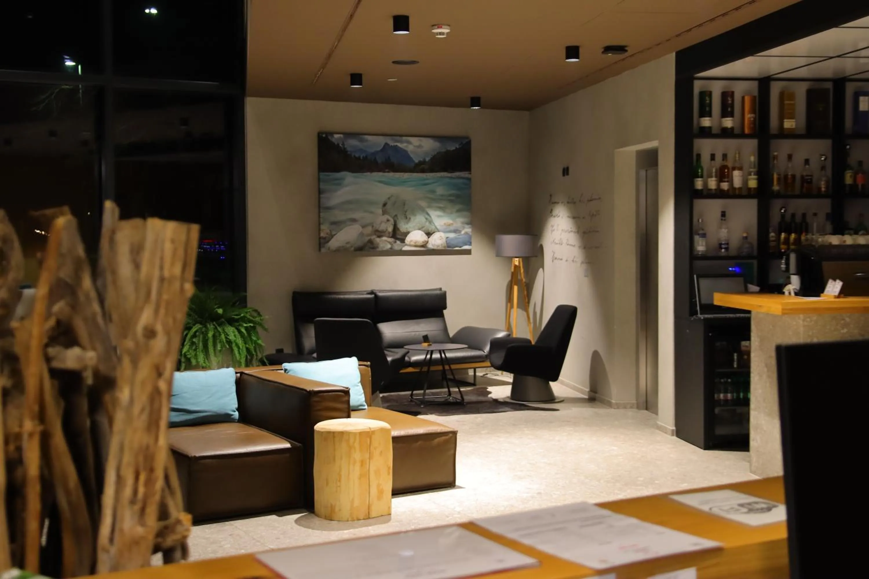 Lounge or bar in Hotel Soča