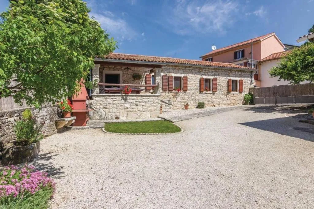 Villa Roža