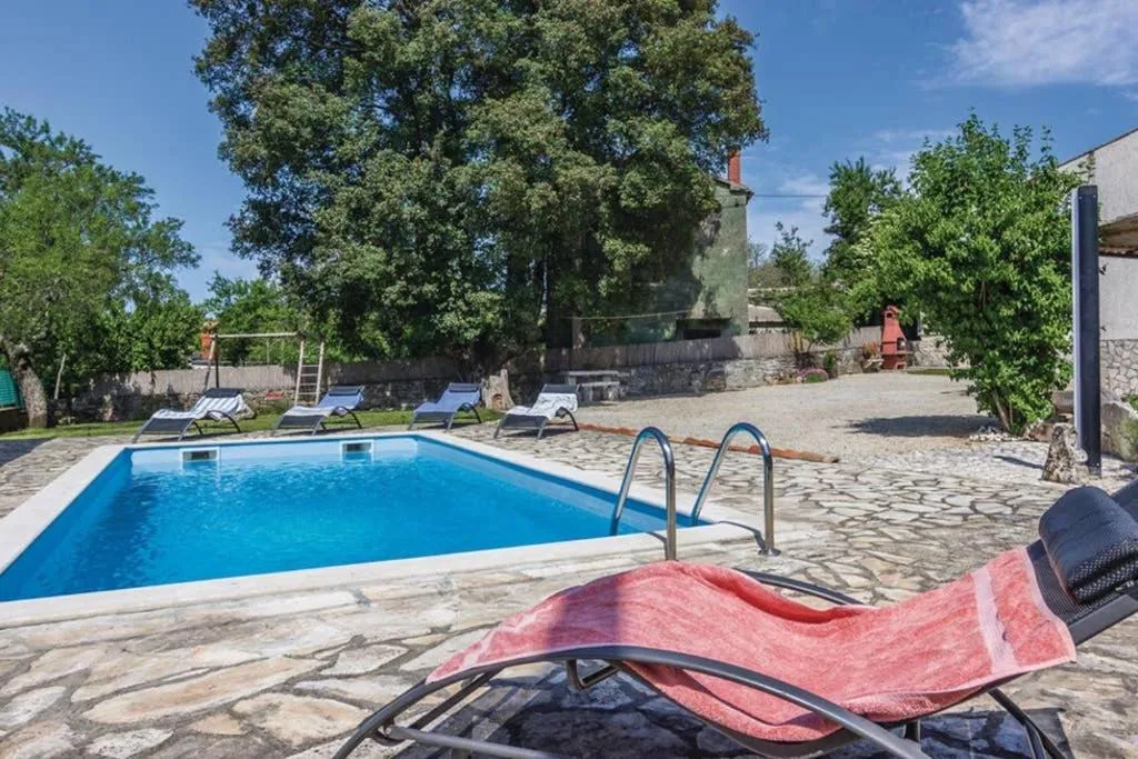 Villa Roža