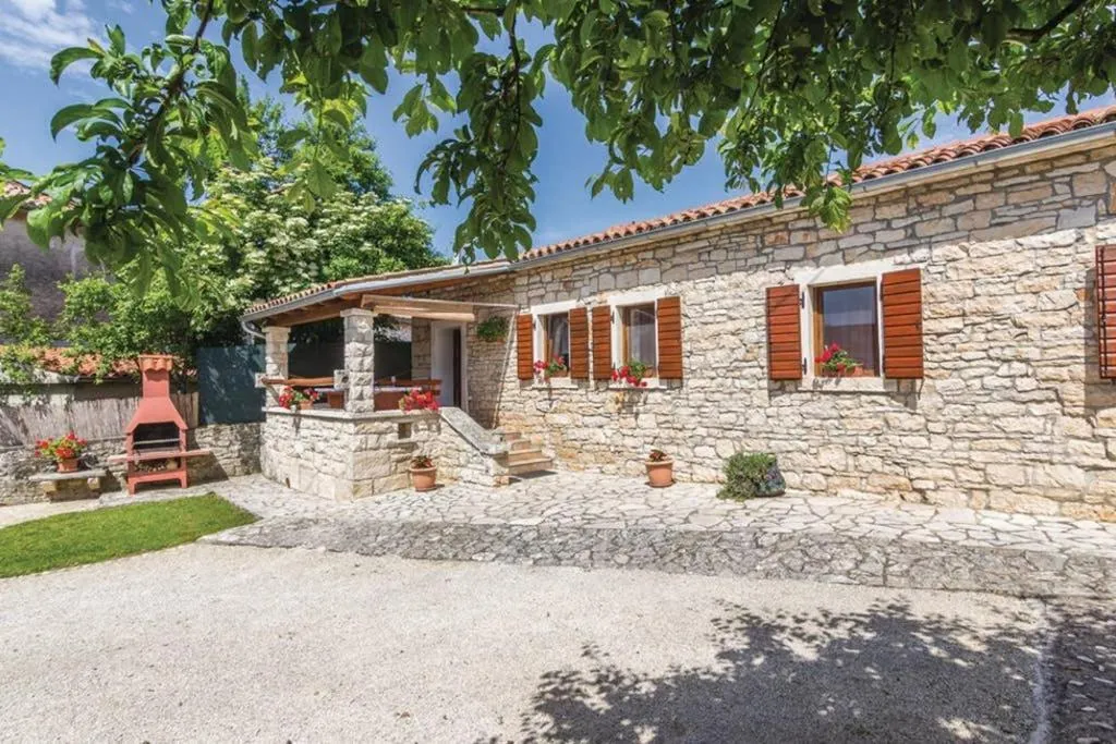Villa Roža