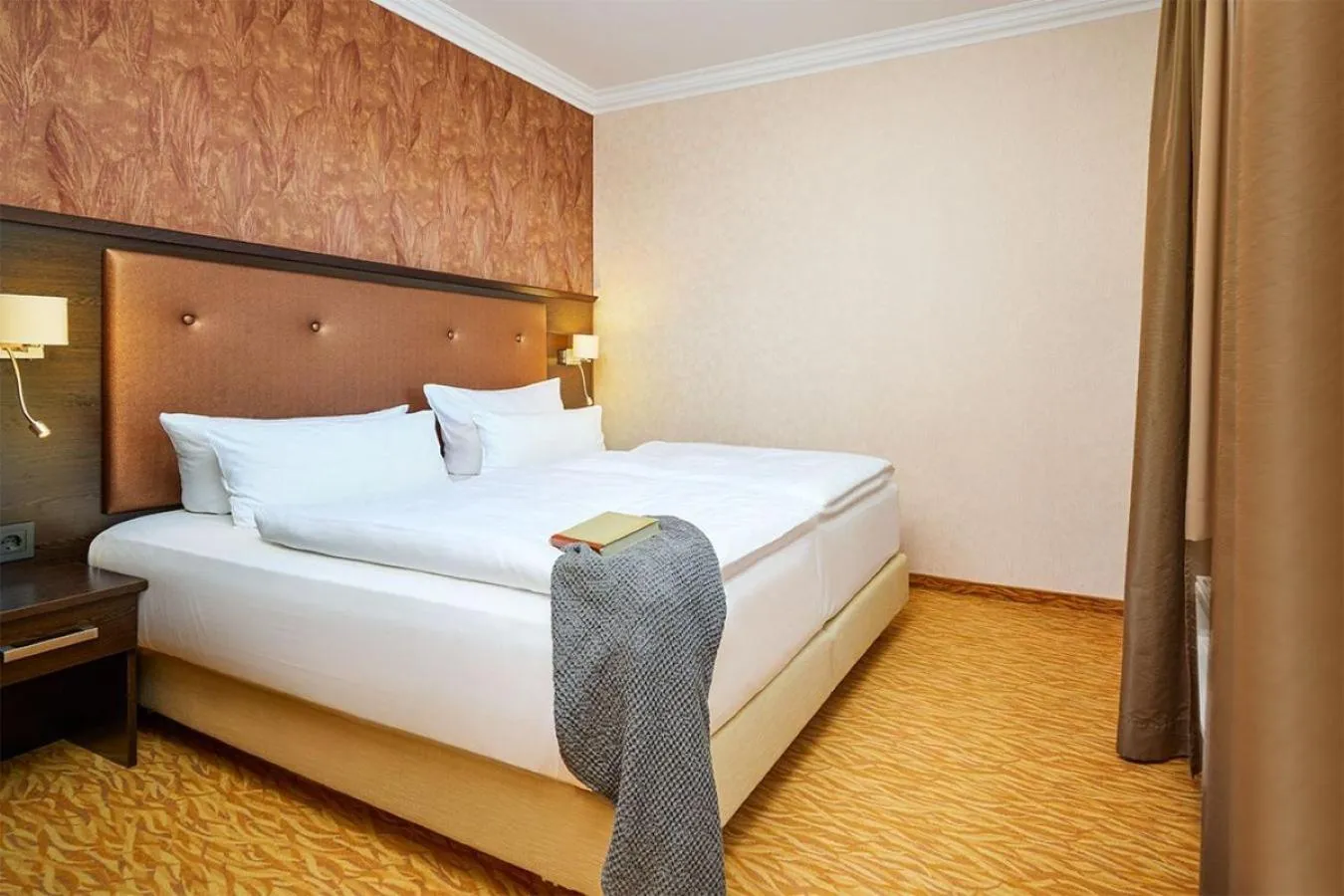 Bedroom, Bed in Strandhotel Preussenhof