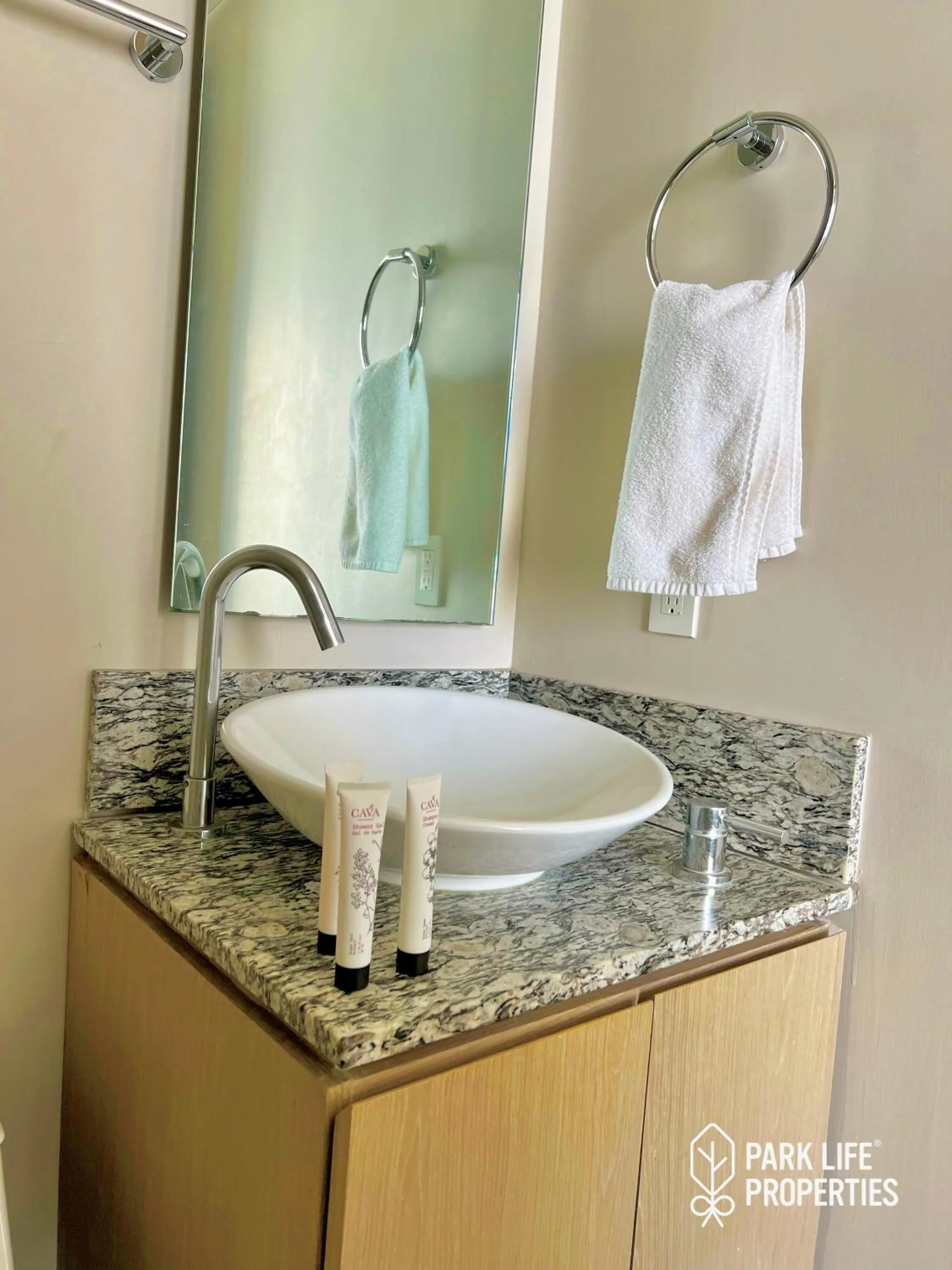 Bathroom in Park Life Guadalajara