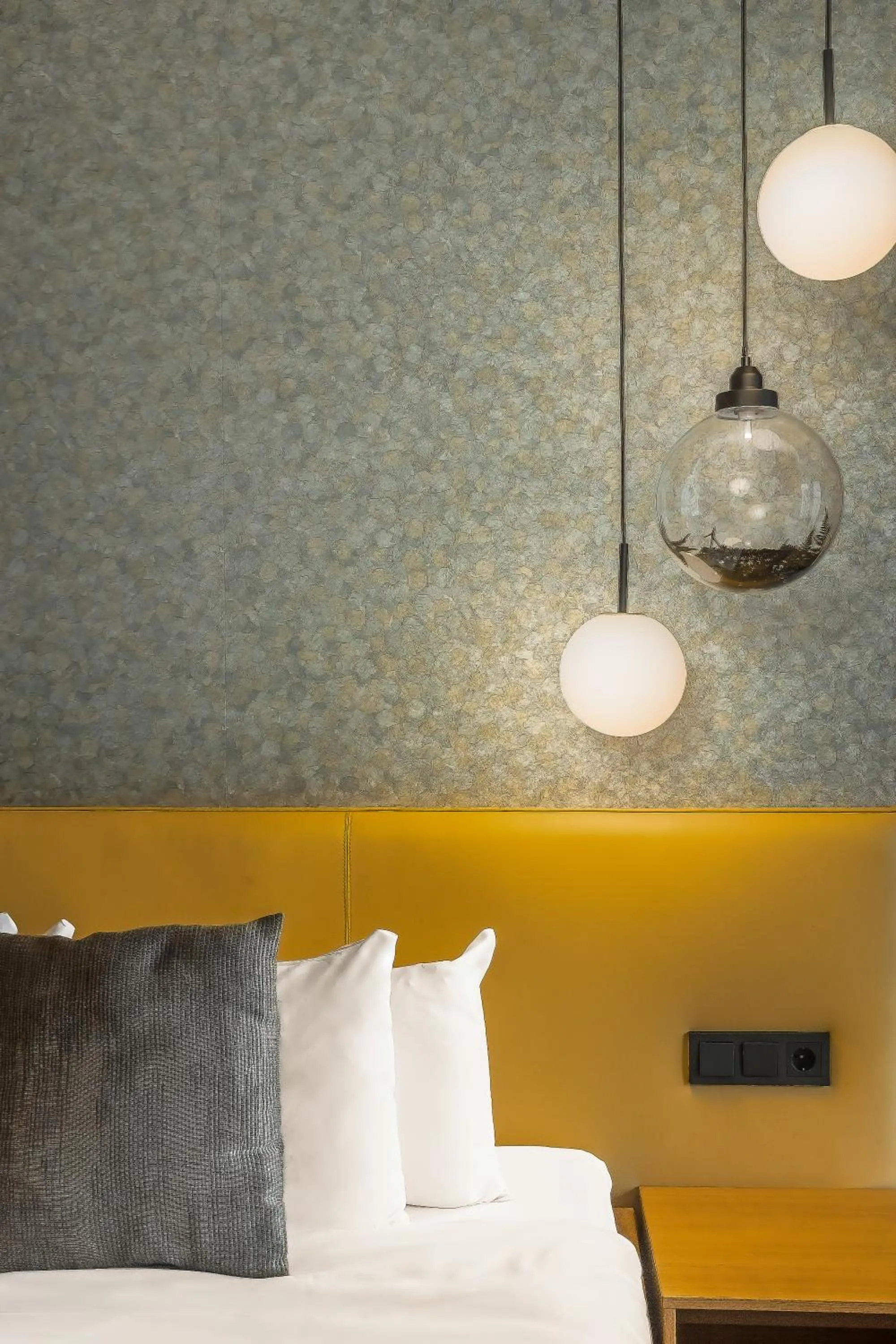 Bed in Cityhotel Wood