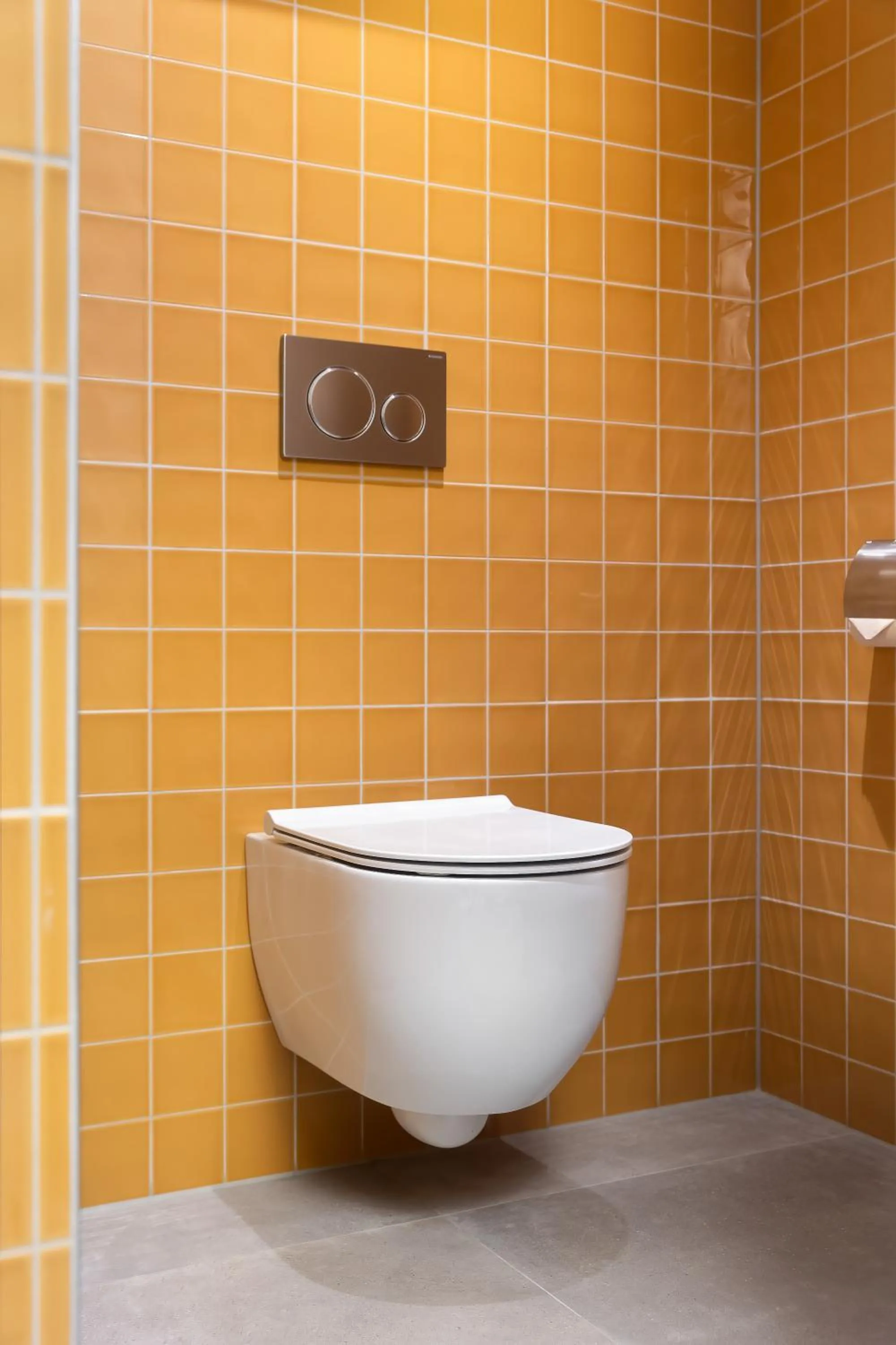 Toilet in Cityhotel Wood