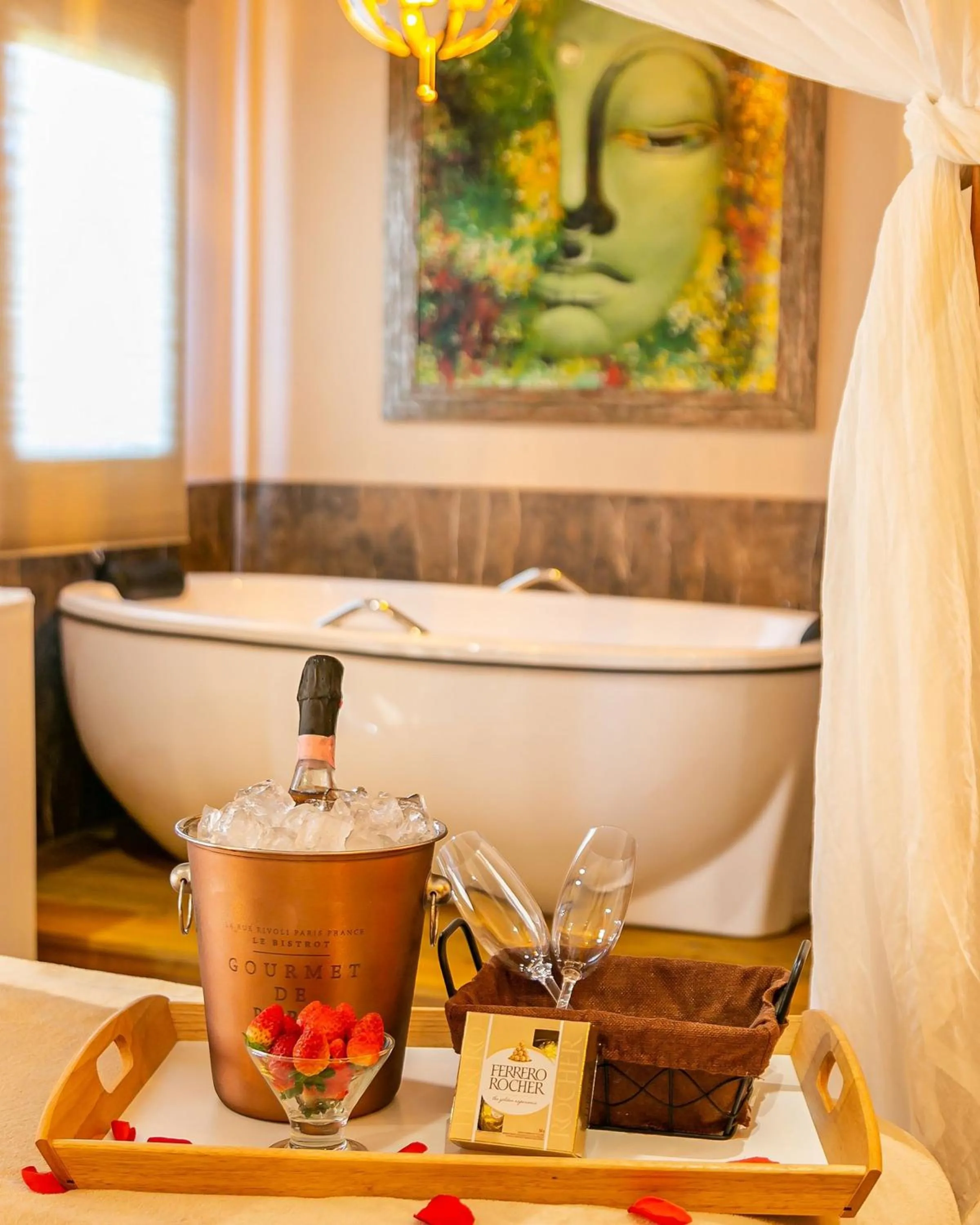 Hot Tub in Shiva Boutique Hotel - Praia do Rosa