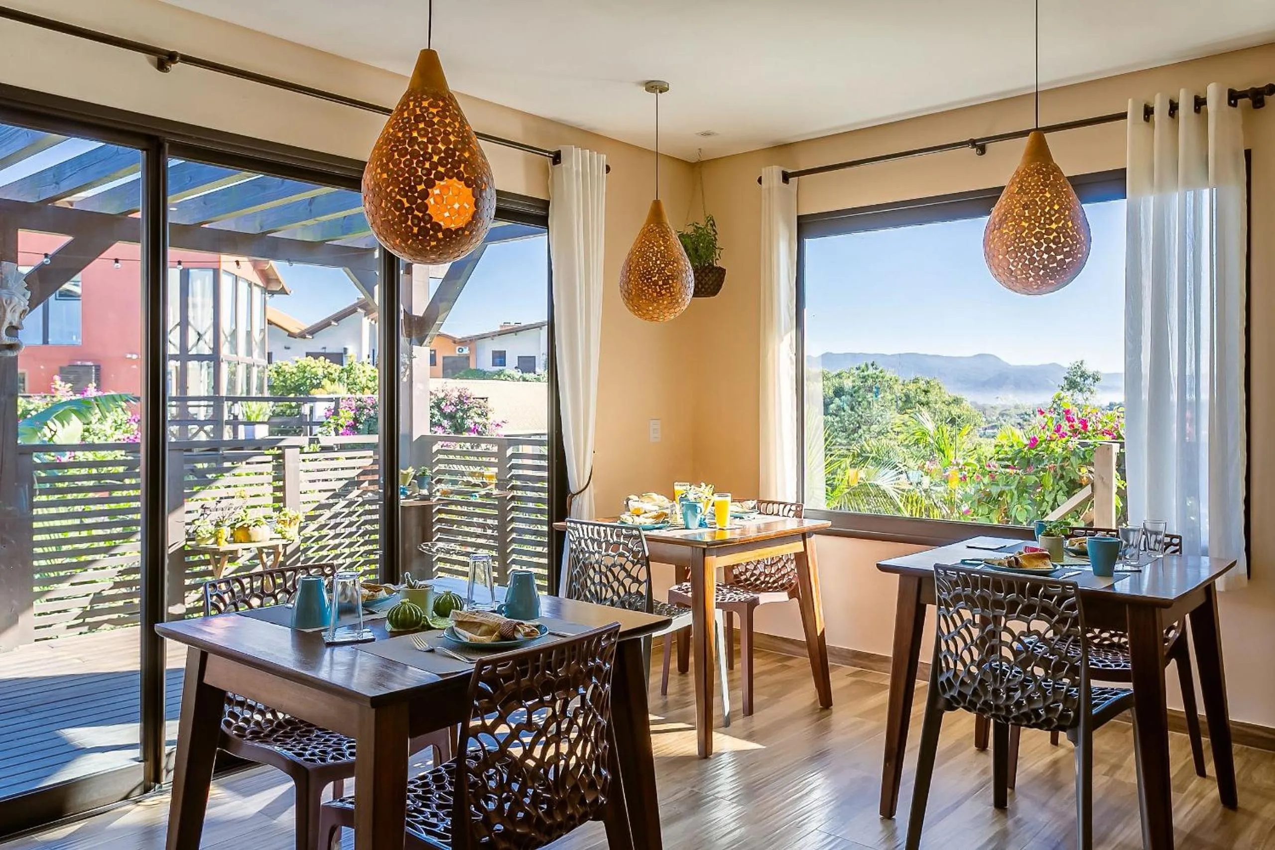 Restaurant/places to eat in Shiva Boutique Hotel - Praia do Rosa