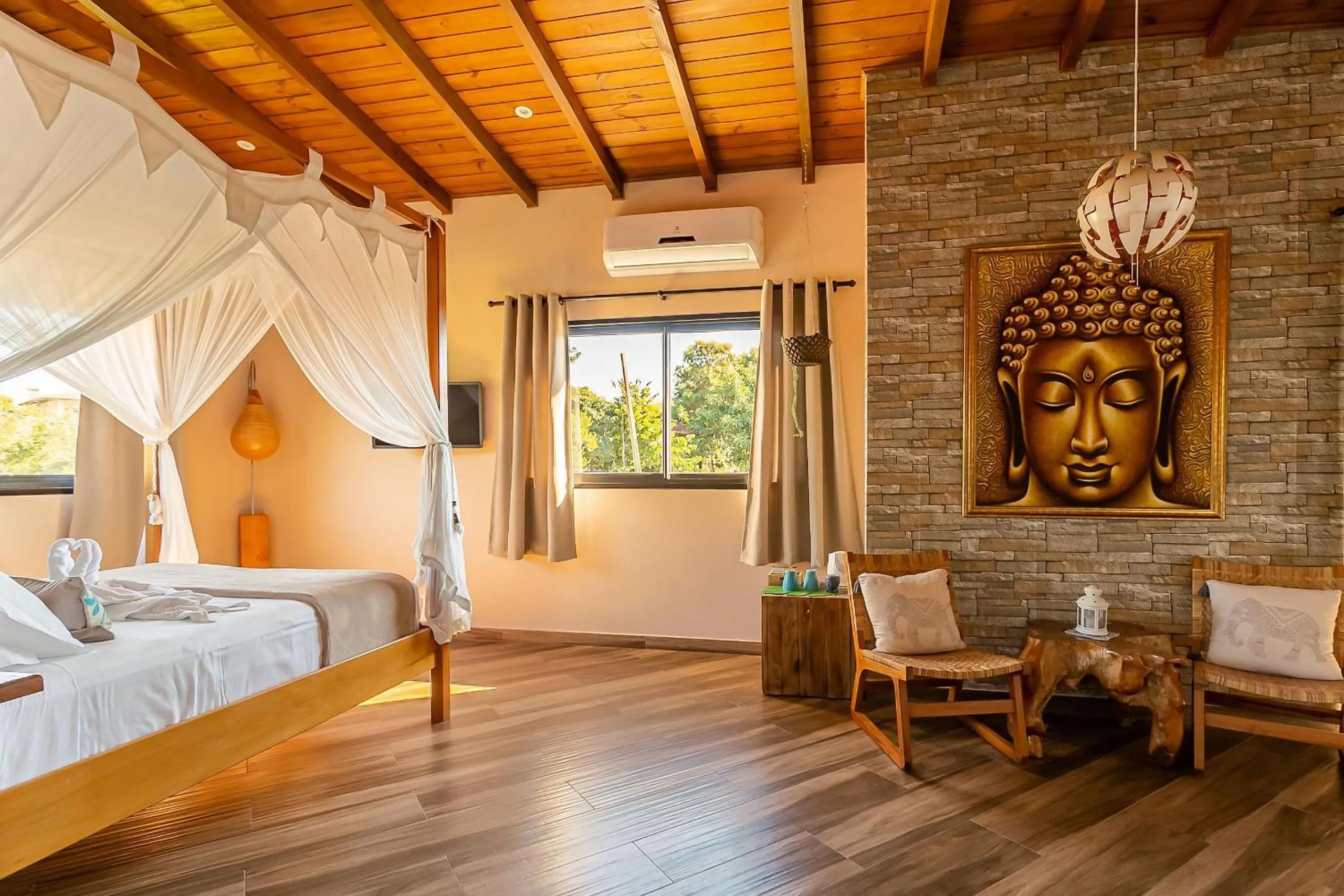 Photo of the whole room, Bed in Shiva Boutique Hotel - Praia do Rosa