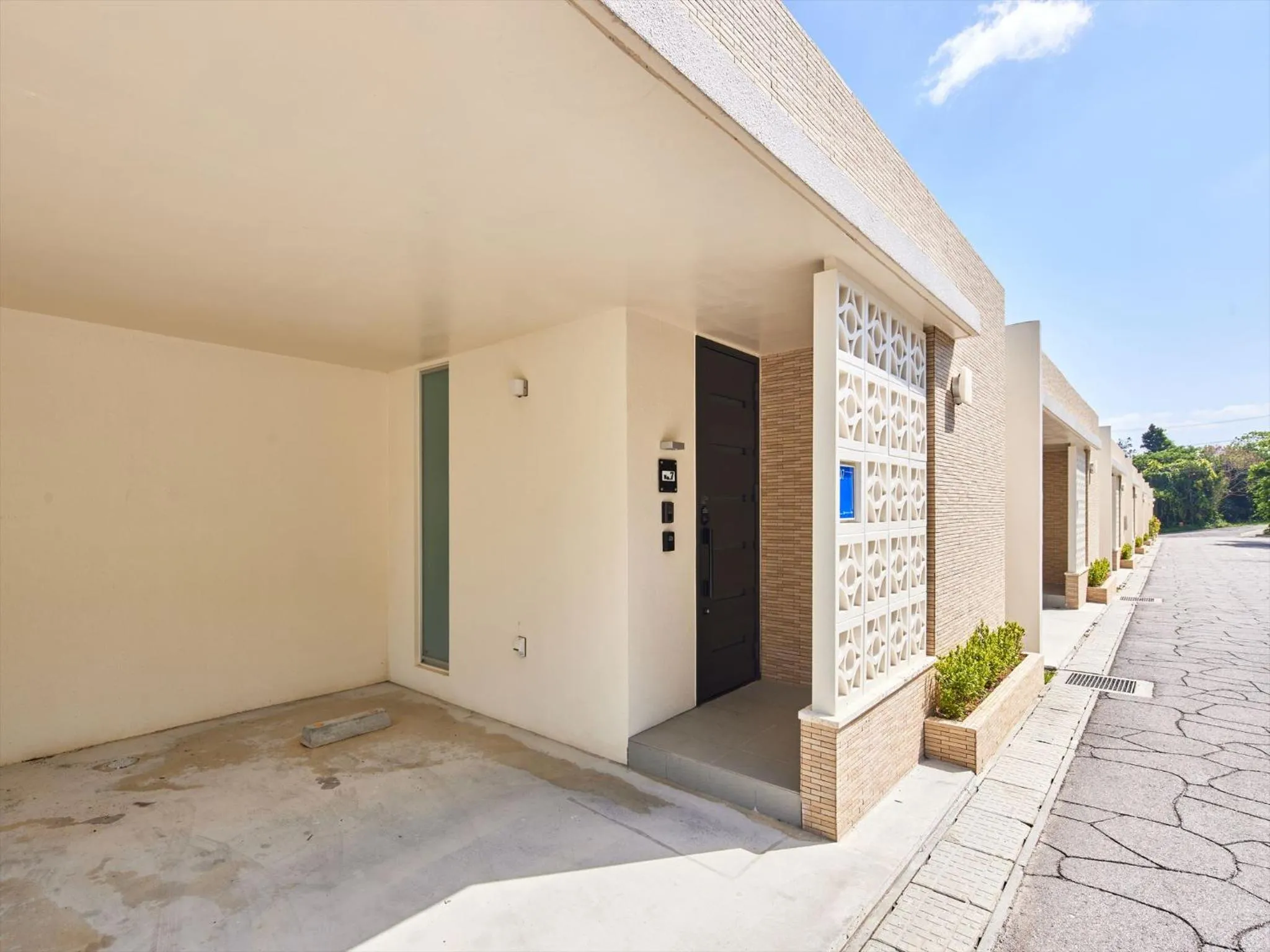 Facade/entrance in The Pool & Sauna Villa MOTOBU
